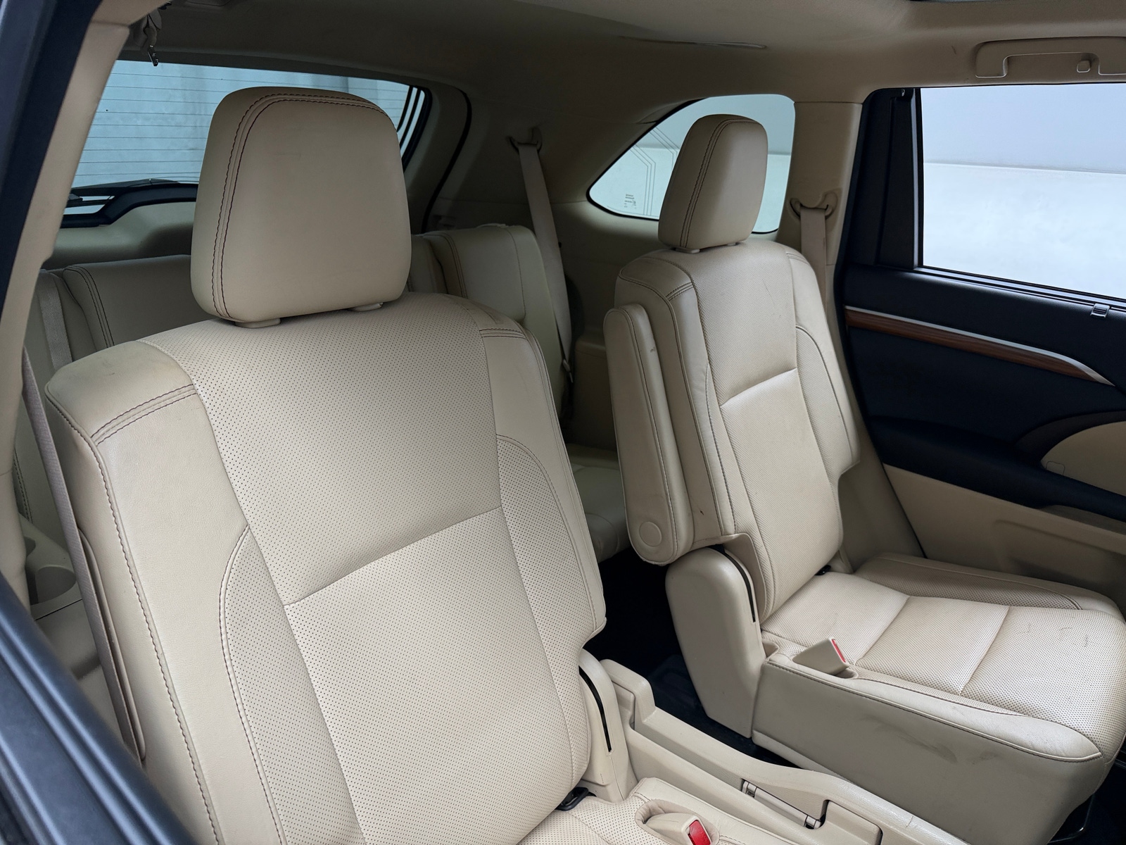 Thumbnail: 2017 Toyota Highlander - 6