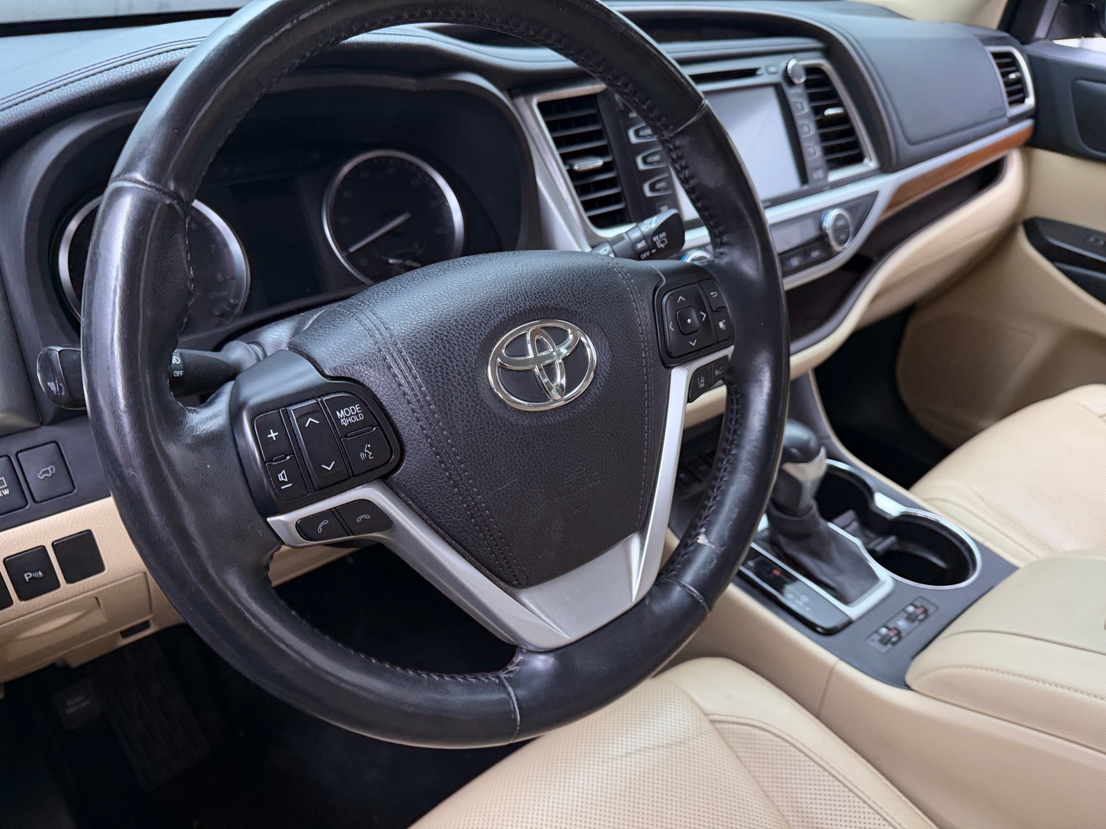 Thumbnail: 2017 Toyota Highlander - 5