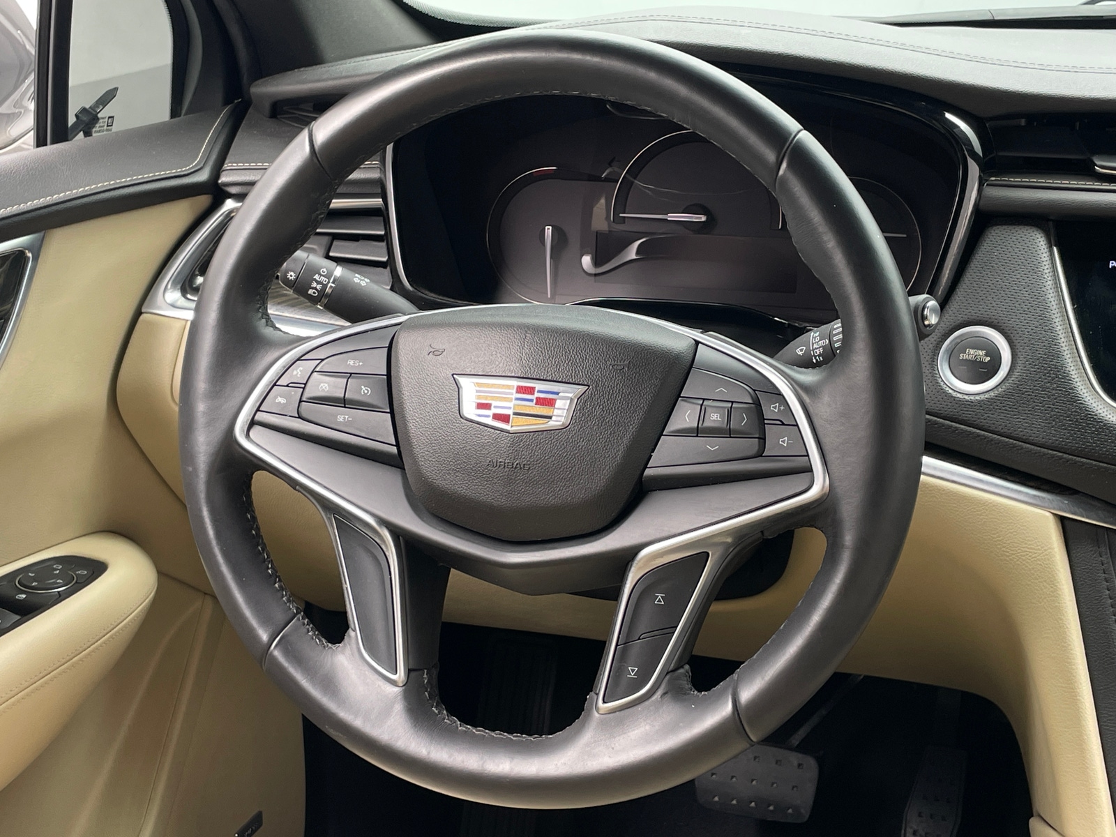 Thumbnail: 2018 Cadillac XT5 - 4