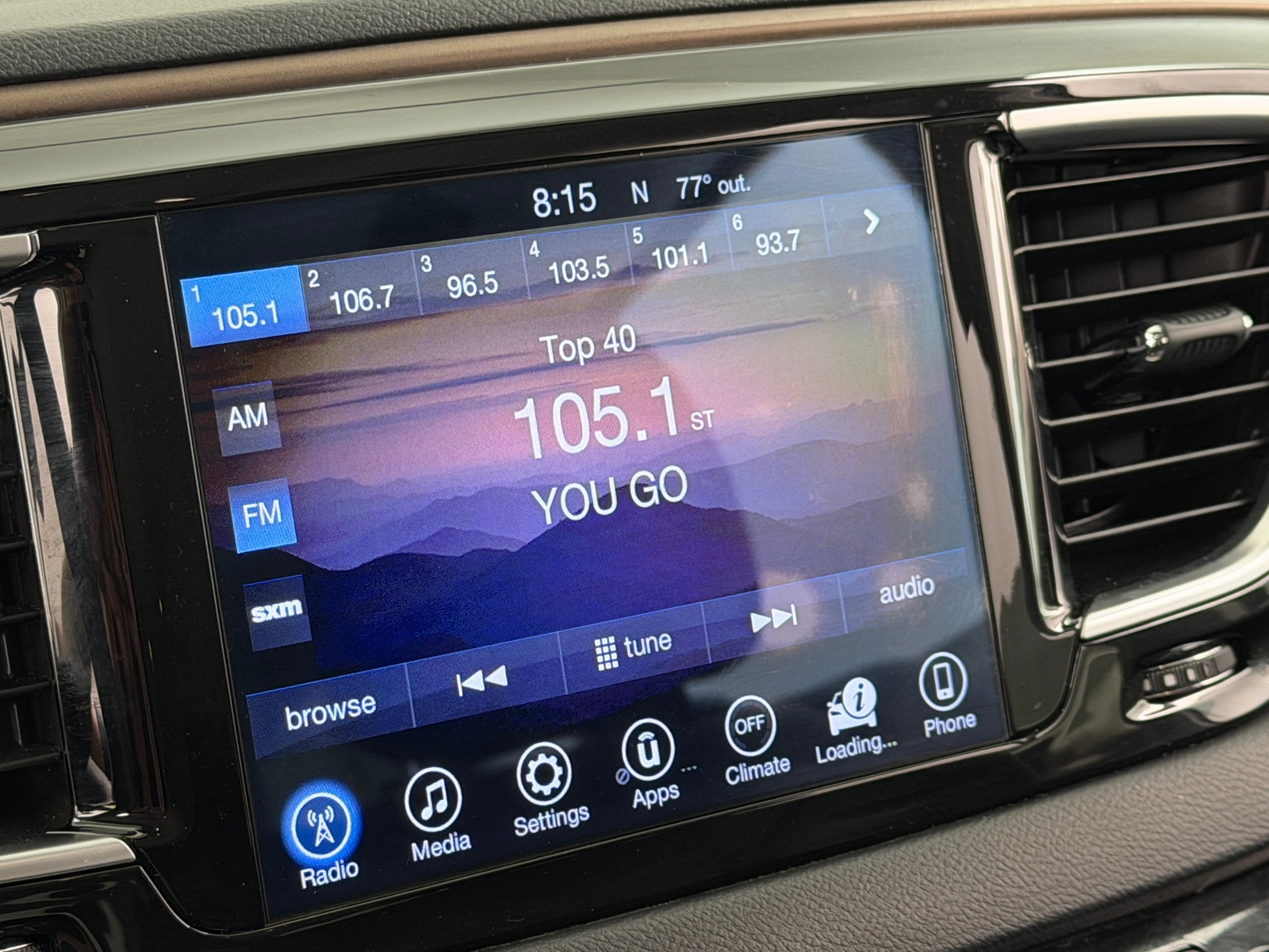 Thumbnail: 2017 Chrysler Pacifica - 4