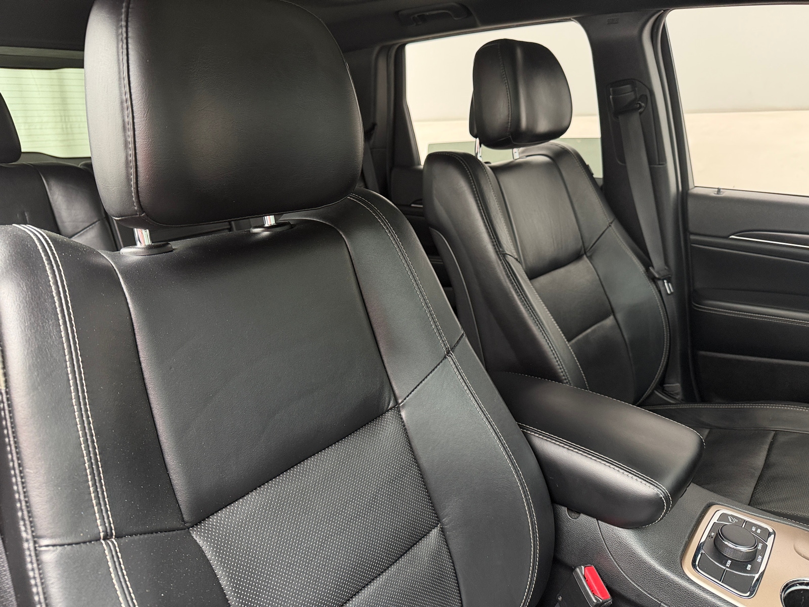 Thumbnail: 2014 Jeep Grand Cherokee - 2