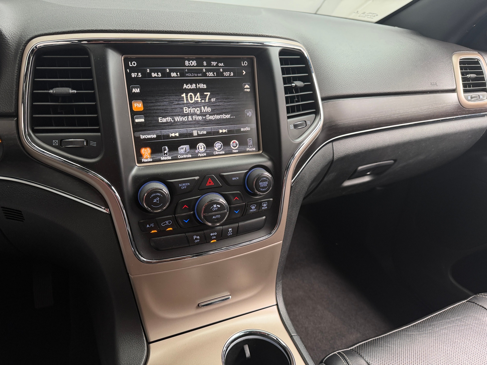 Thumbnail: 2014 Jeep Grand Cherokee - 4