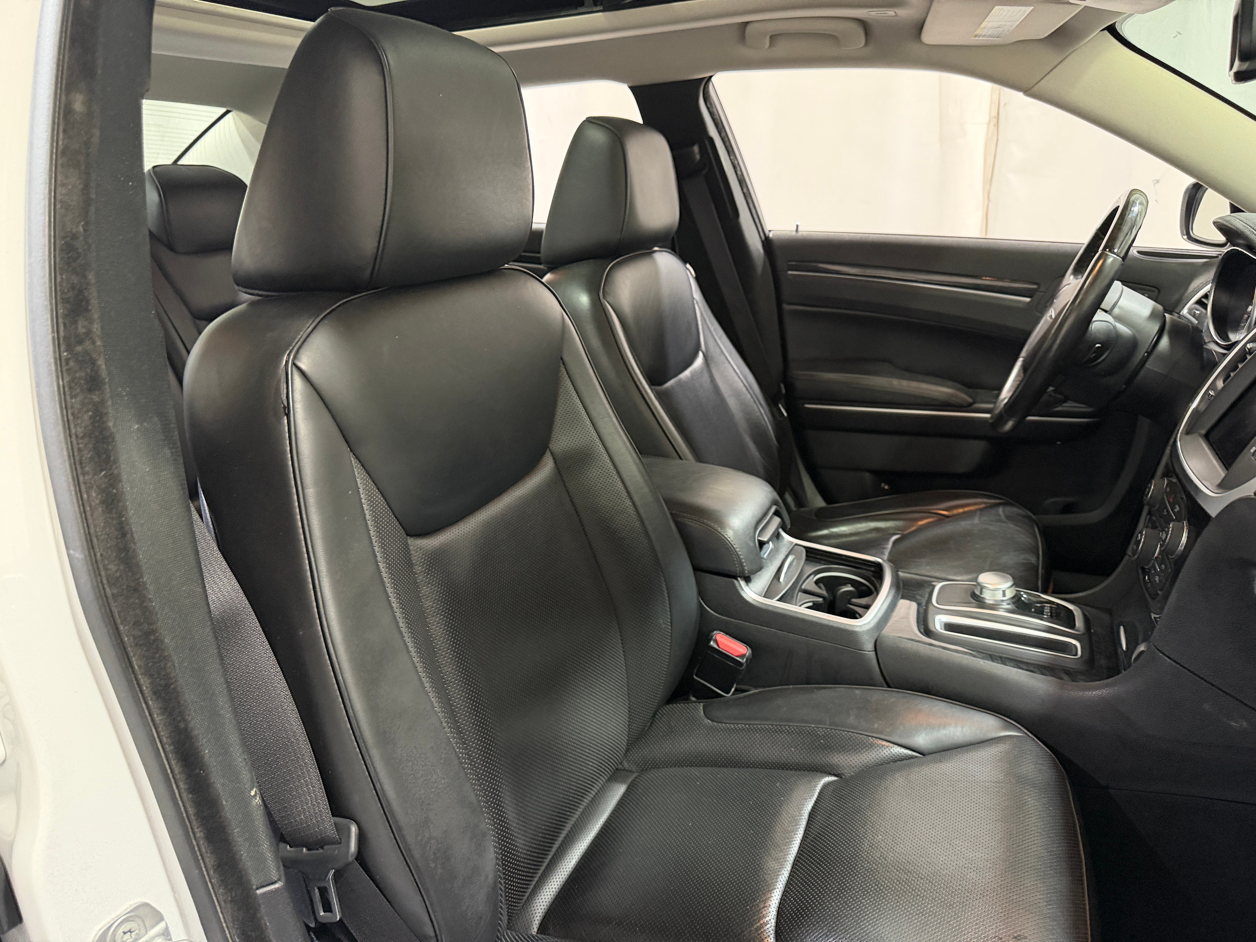 2020 Chrysler 300