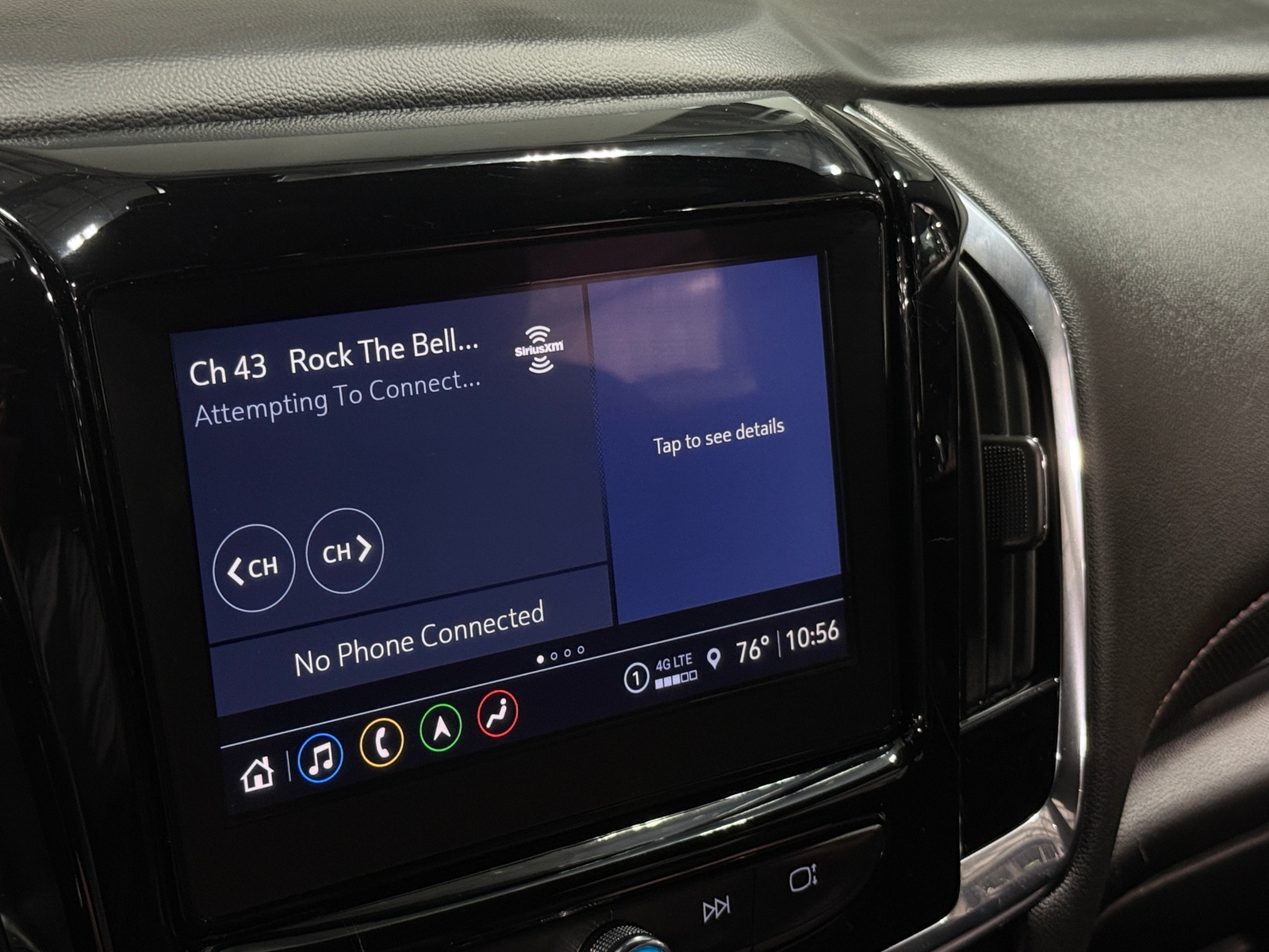 Thumbnail: 2023 Chevrolet Traverse - 3