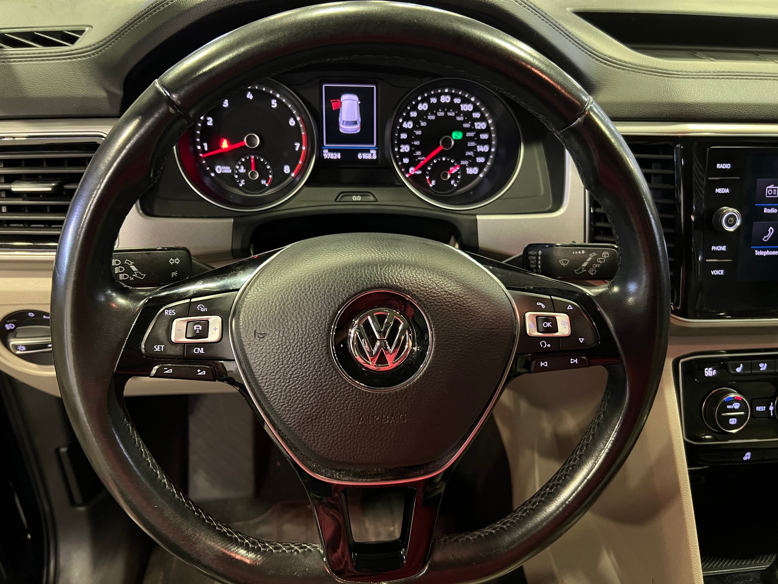 Thumbnail: 2018 Volkswagen Atlas - 4