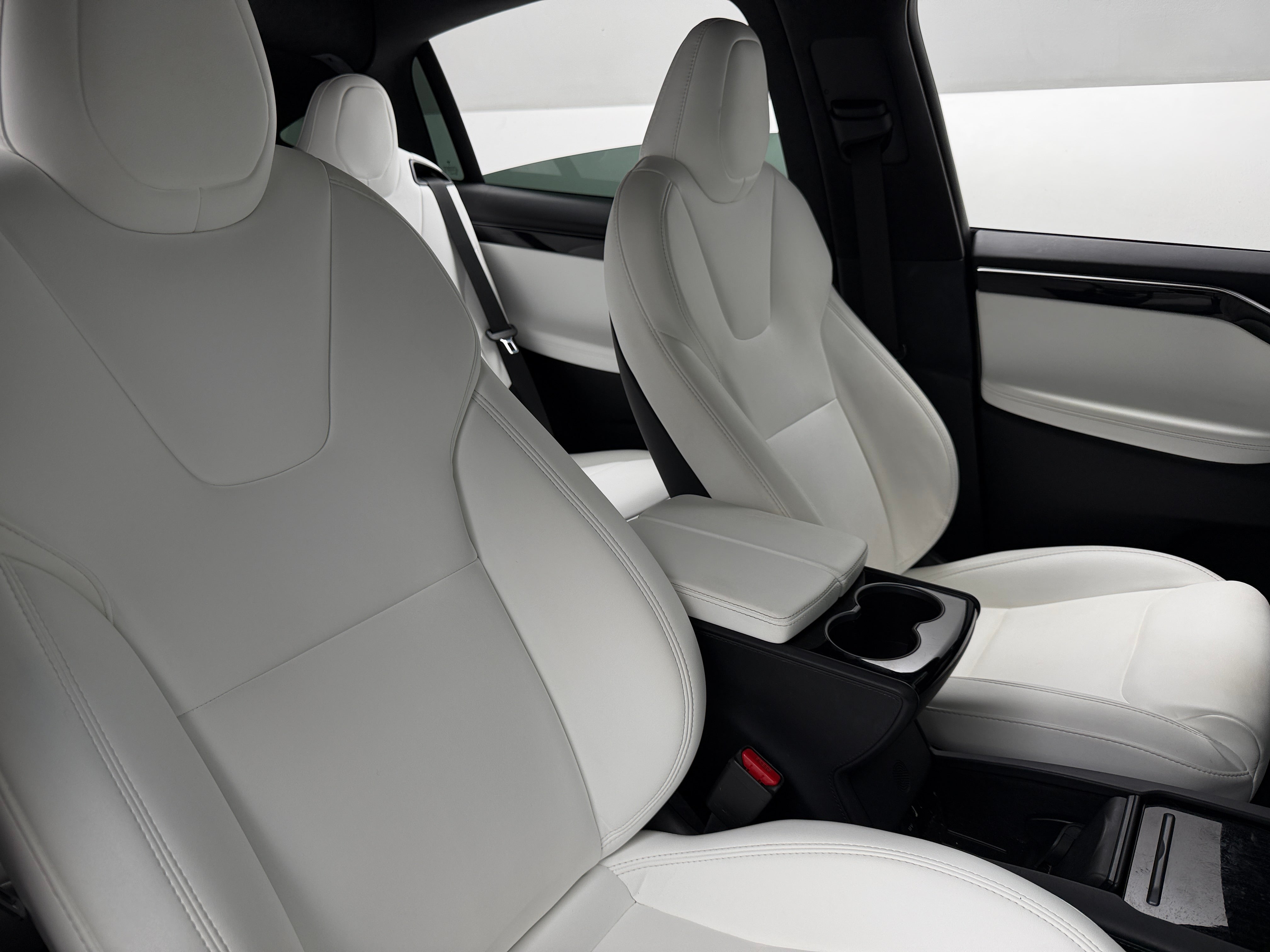 Used 2021 Tesla Model X Long Range Plus with VIN 5YJXCDE25MF319568 for sale in Auburn, WA