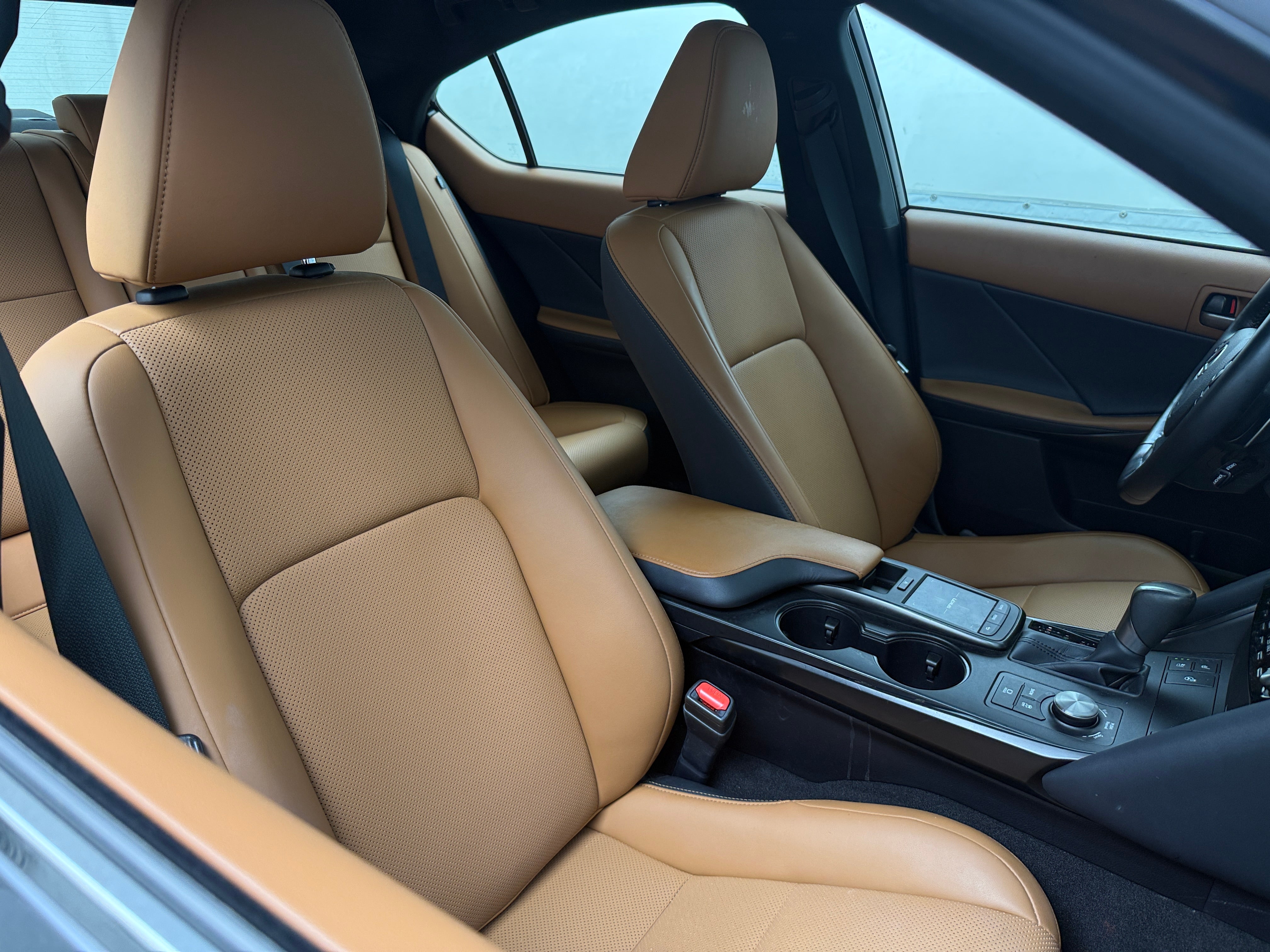 2024 Lexus IS
