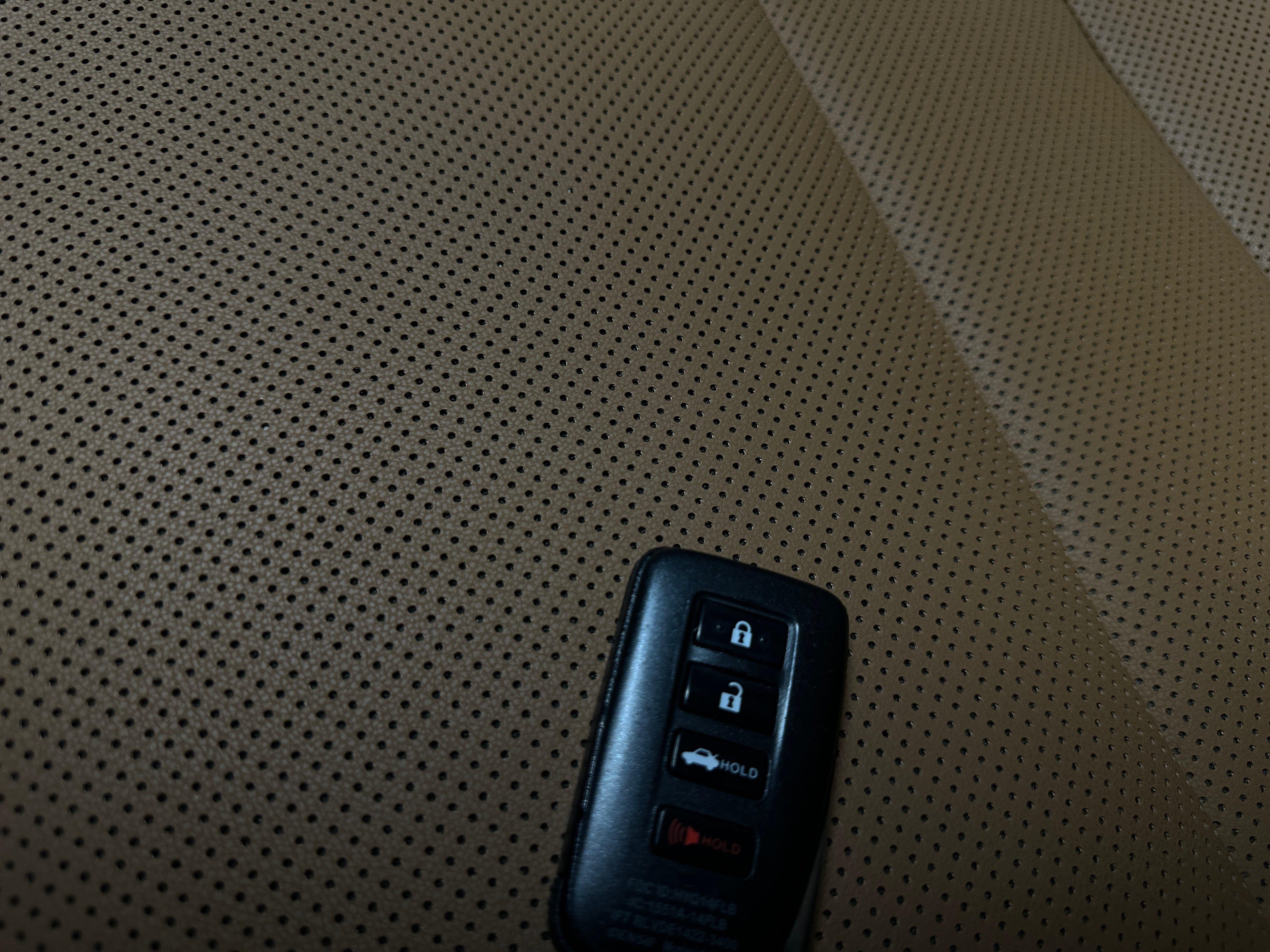 2024 Lexus IS 300 - Photo 11