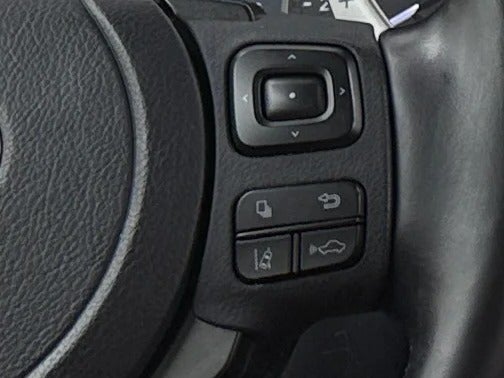2024 Lexus IS 300 - Photo 15