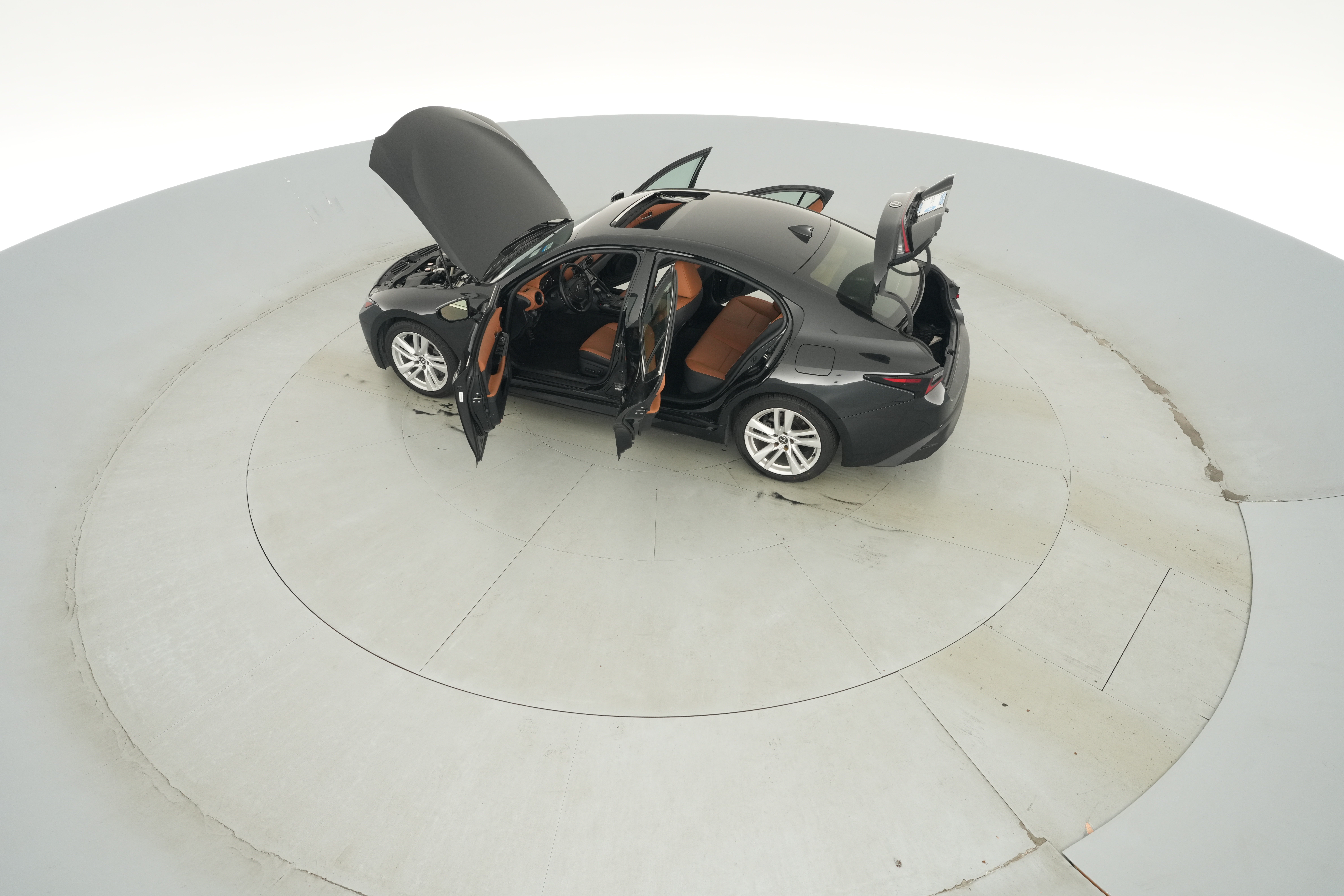2024 Lexus IS 300 - Photo 39