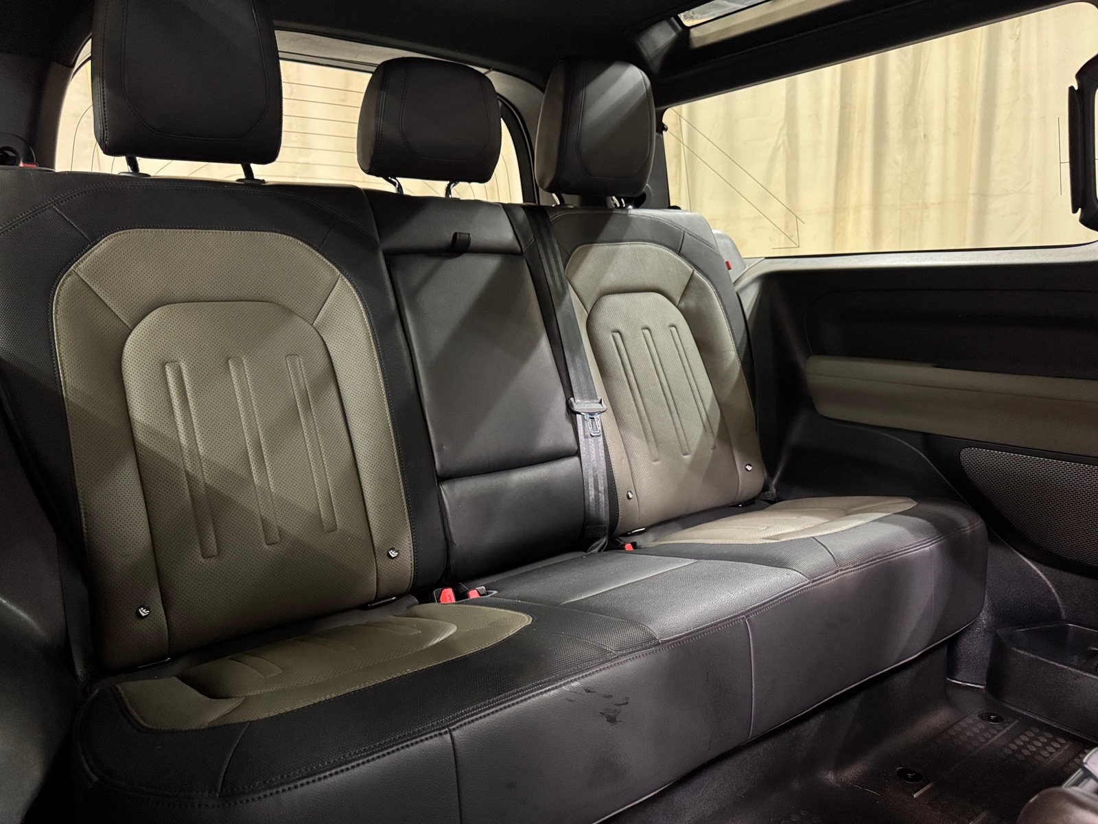 Thumbnail: 2021 Land Rover Defender - 5
