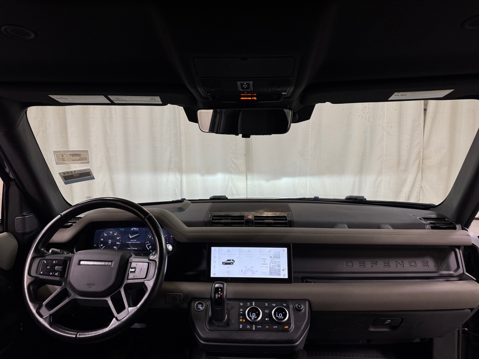 Thumbnail: 2021 Land Rover Defender - 2