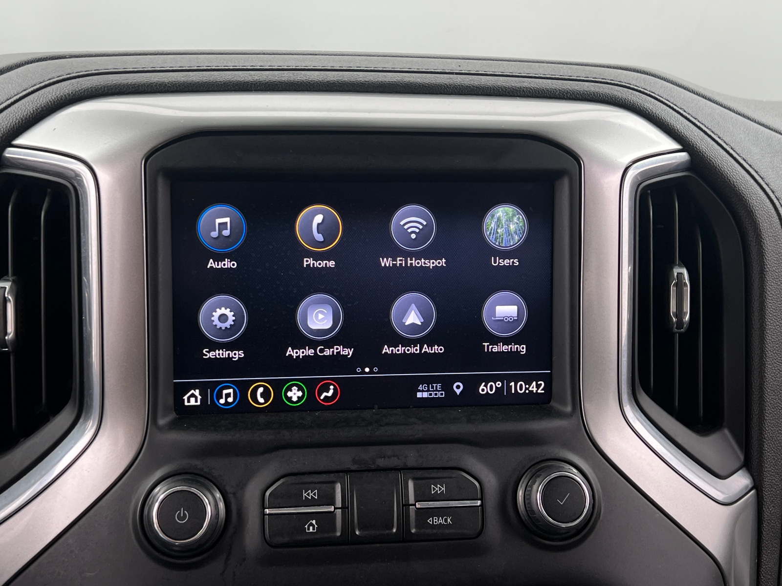 Thumbnail: 2019 Chevrolet Silverado 1500 - 4
