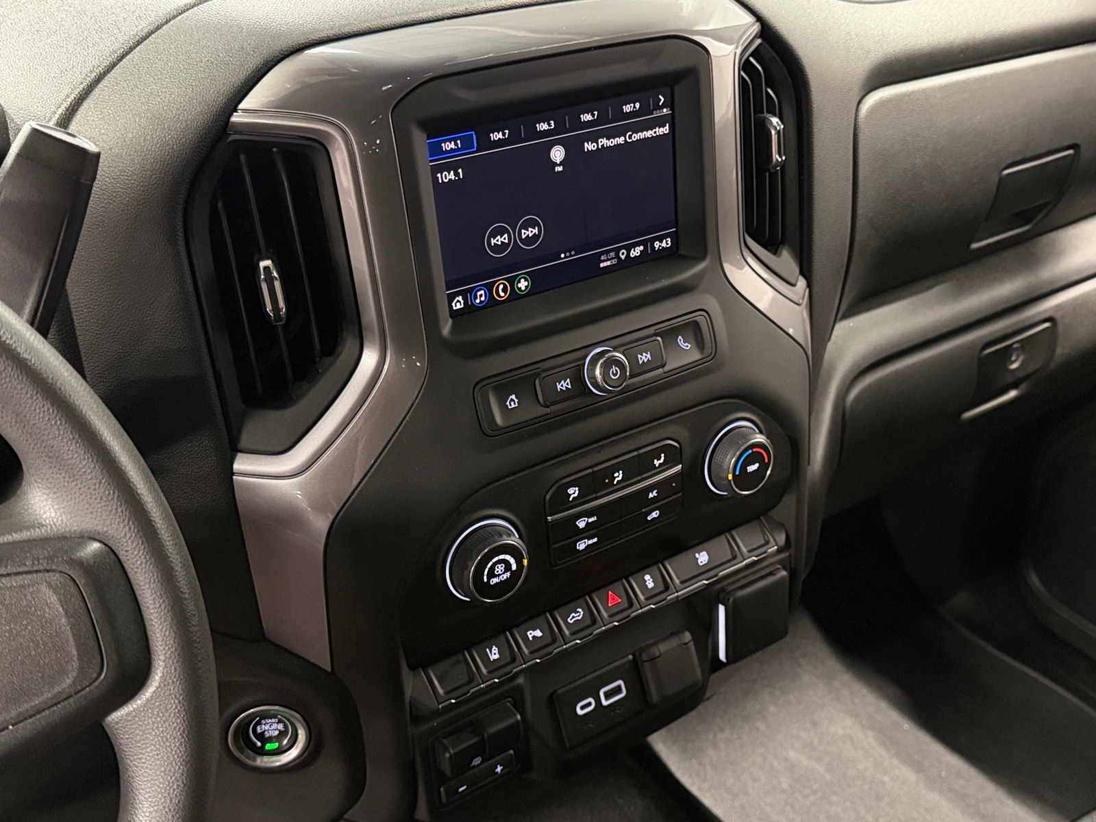 Thumbnail: 2024 Chevrolet Silverado 2500 - 4