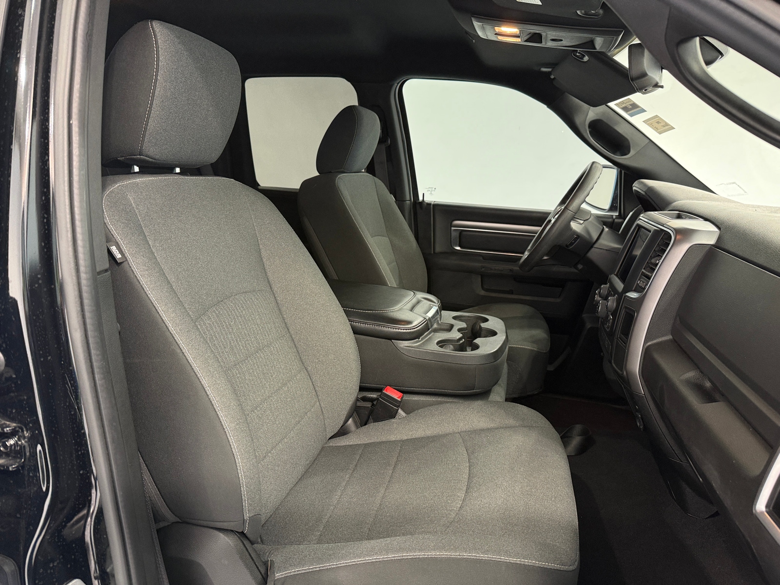Thumbnail: 2021 RAM 1500 Classic - 2