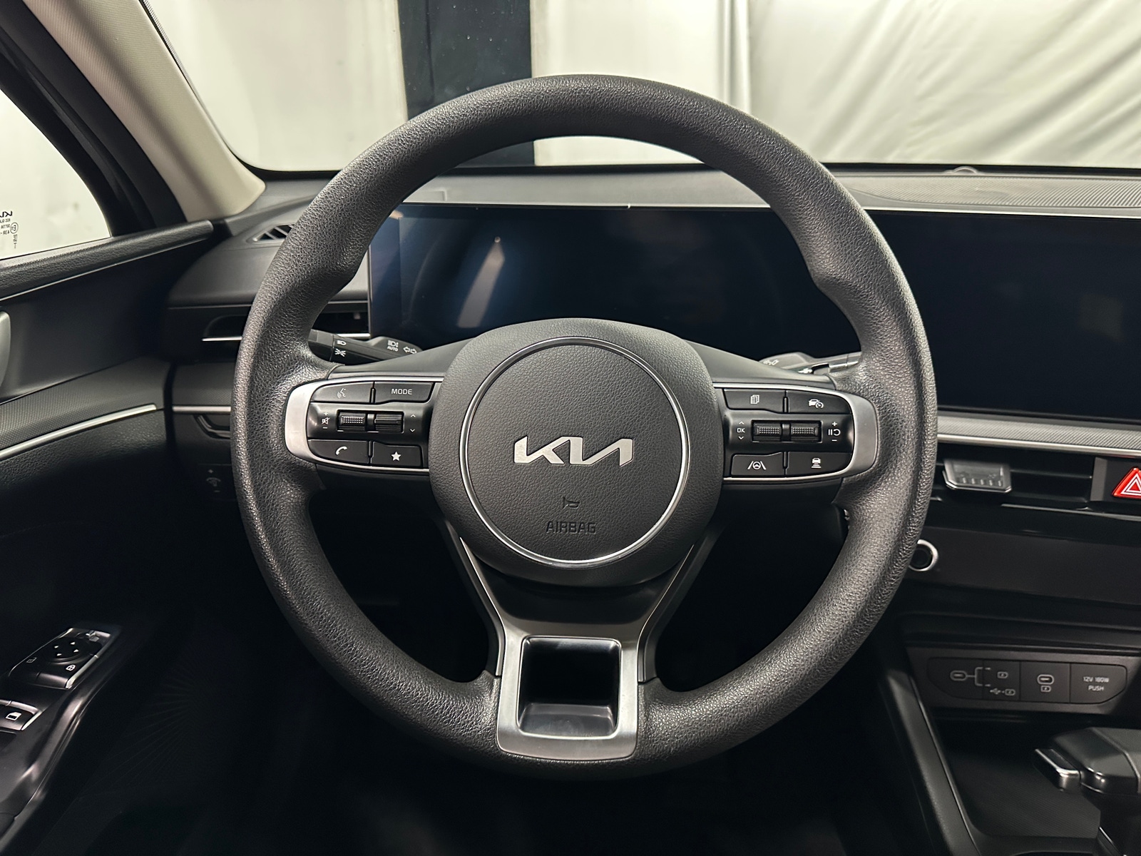 Thumbnail: 2026 Kia K5 - 5