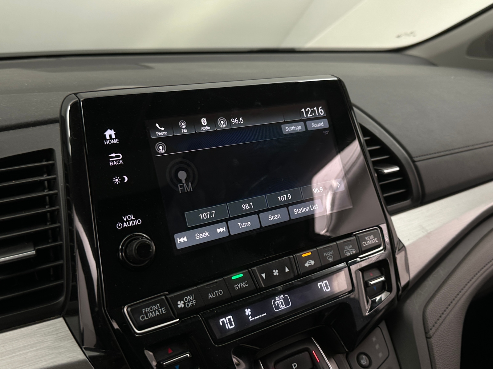 Thumbnail: 2022 Honda Odyssey - 3