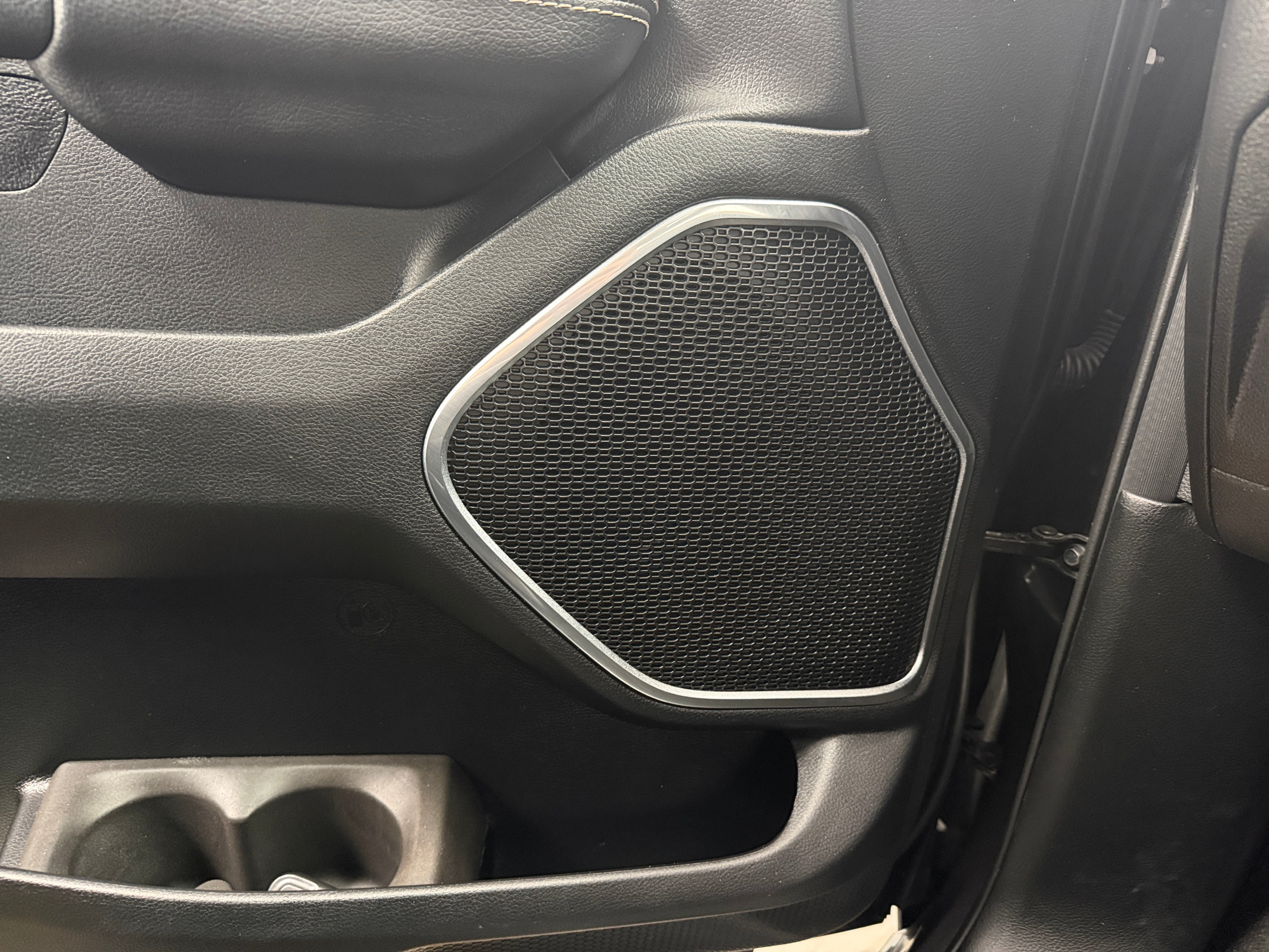 2021 RAM Ram 1500 Pickup Laramie - Photo 8