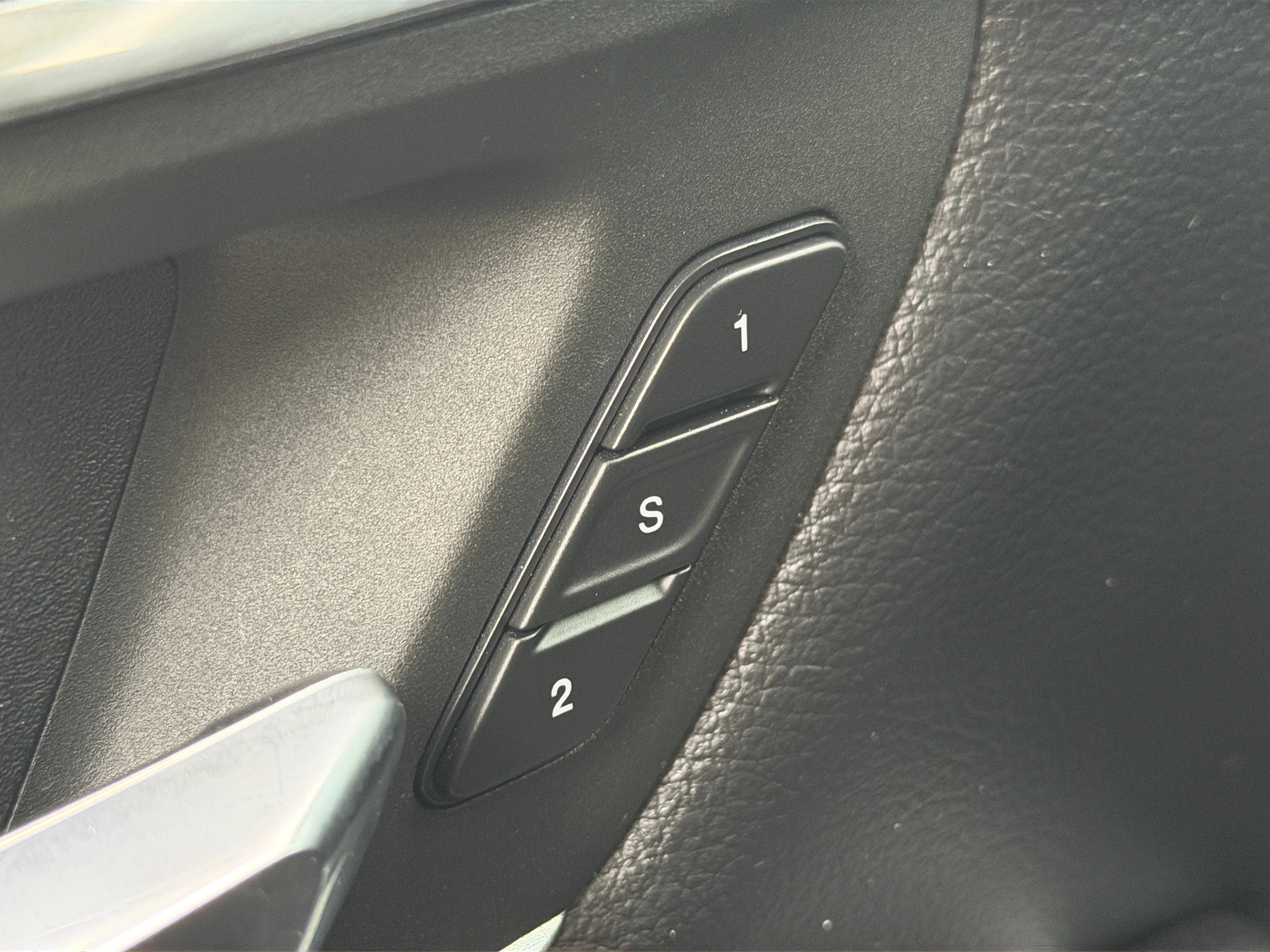 2021 RAM Ram 1500 Pickup Laramie - Photo 13