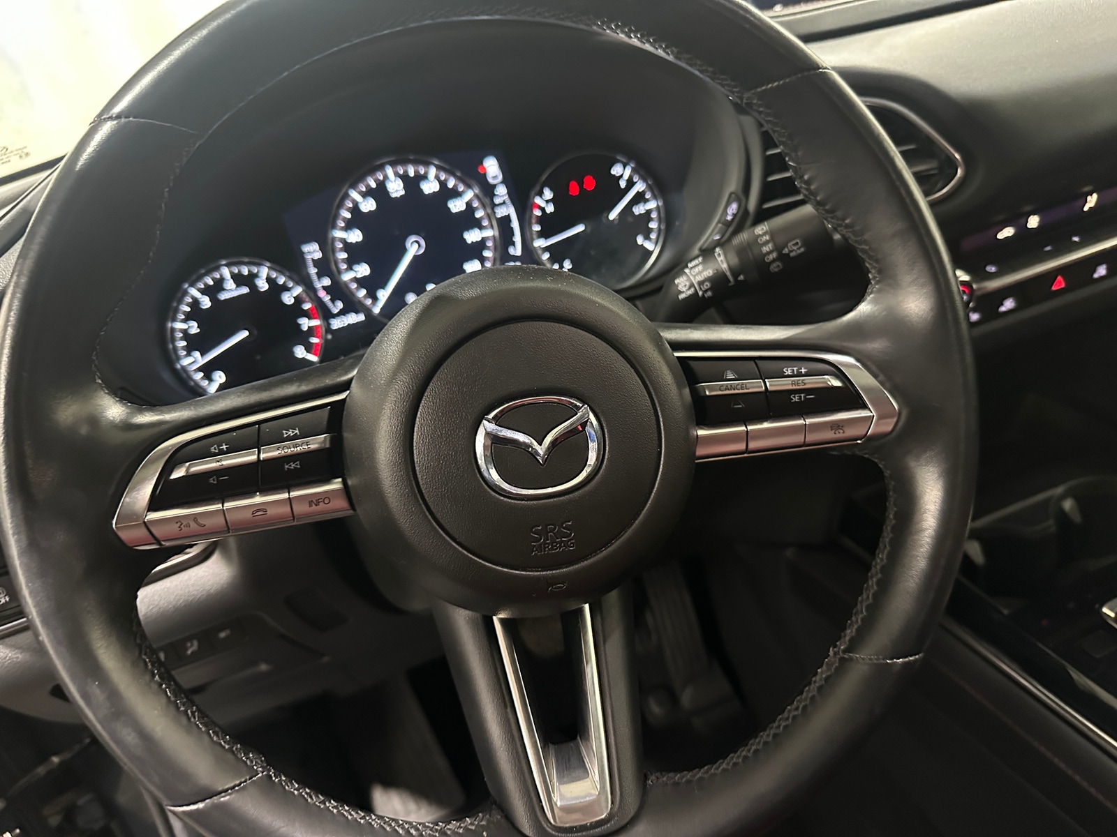 Thumbnail: 2023 Mazda CX-30 - 4