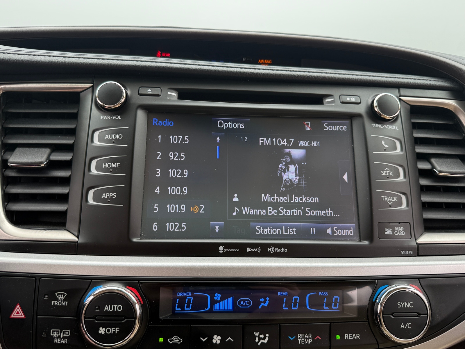 Thumbnail: 2017 Toyota Highlander - 3