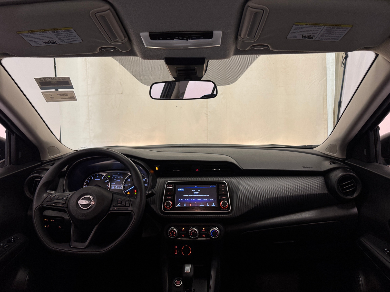 Thumbnail: 2025 Nissan Kicks - 3