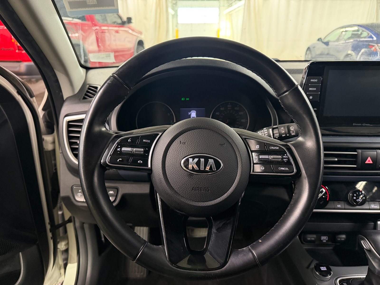 Thumbnail: 2021 Kia Seltos - 4