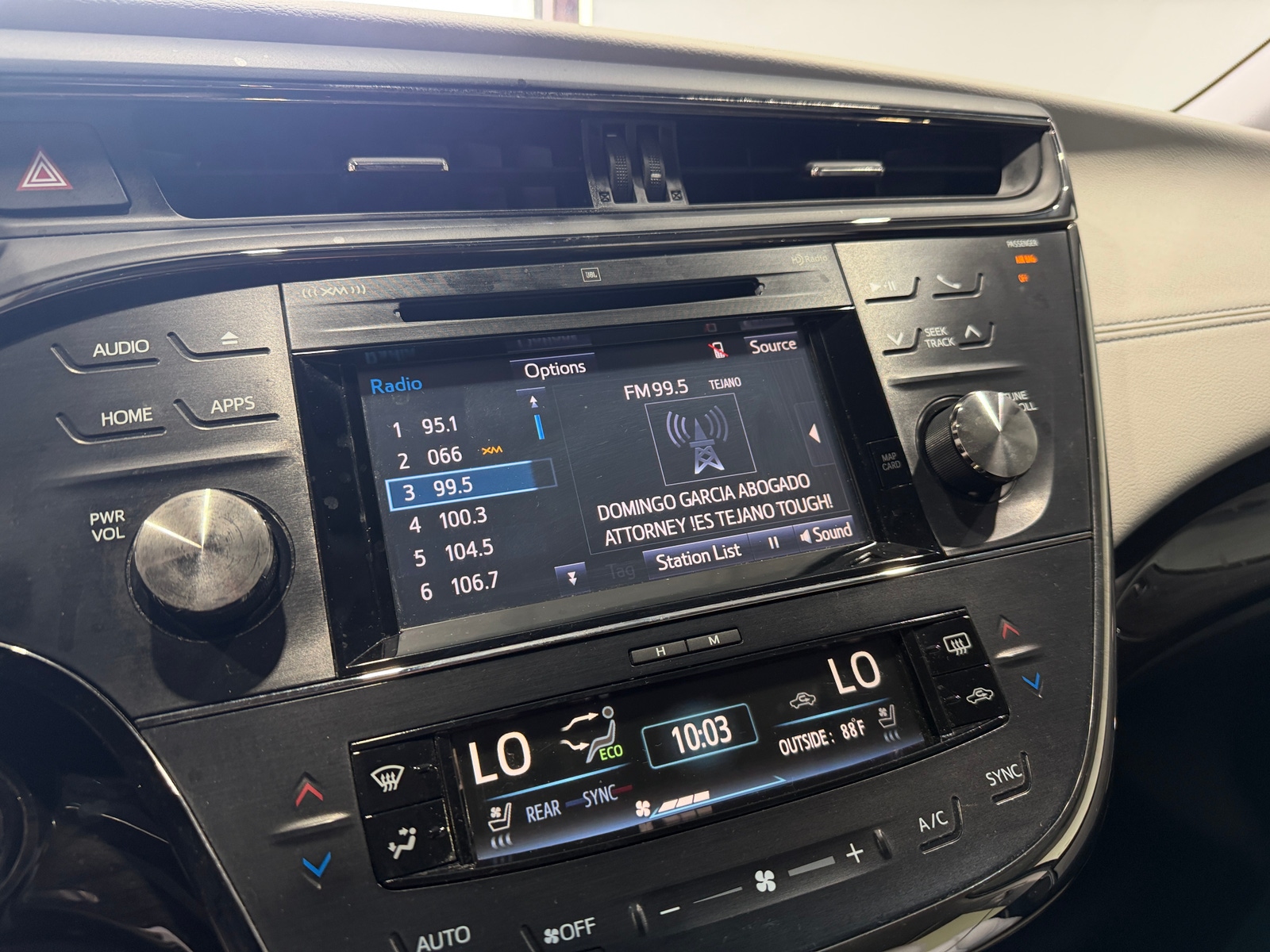 Thumbnail: 2015 Toyota Avalon - 3