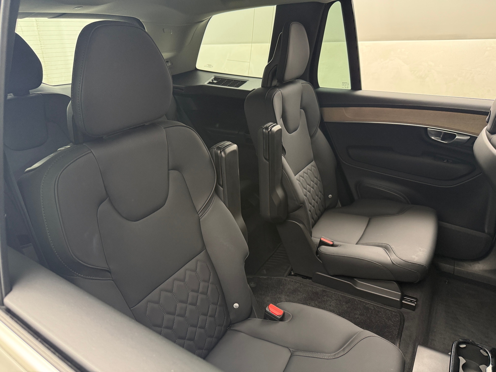 Thumbnail: 2025 Volvo XC90 - 5