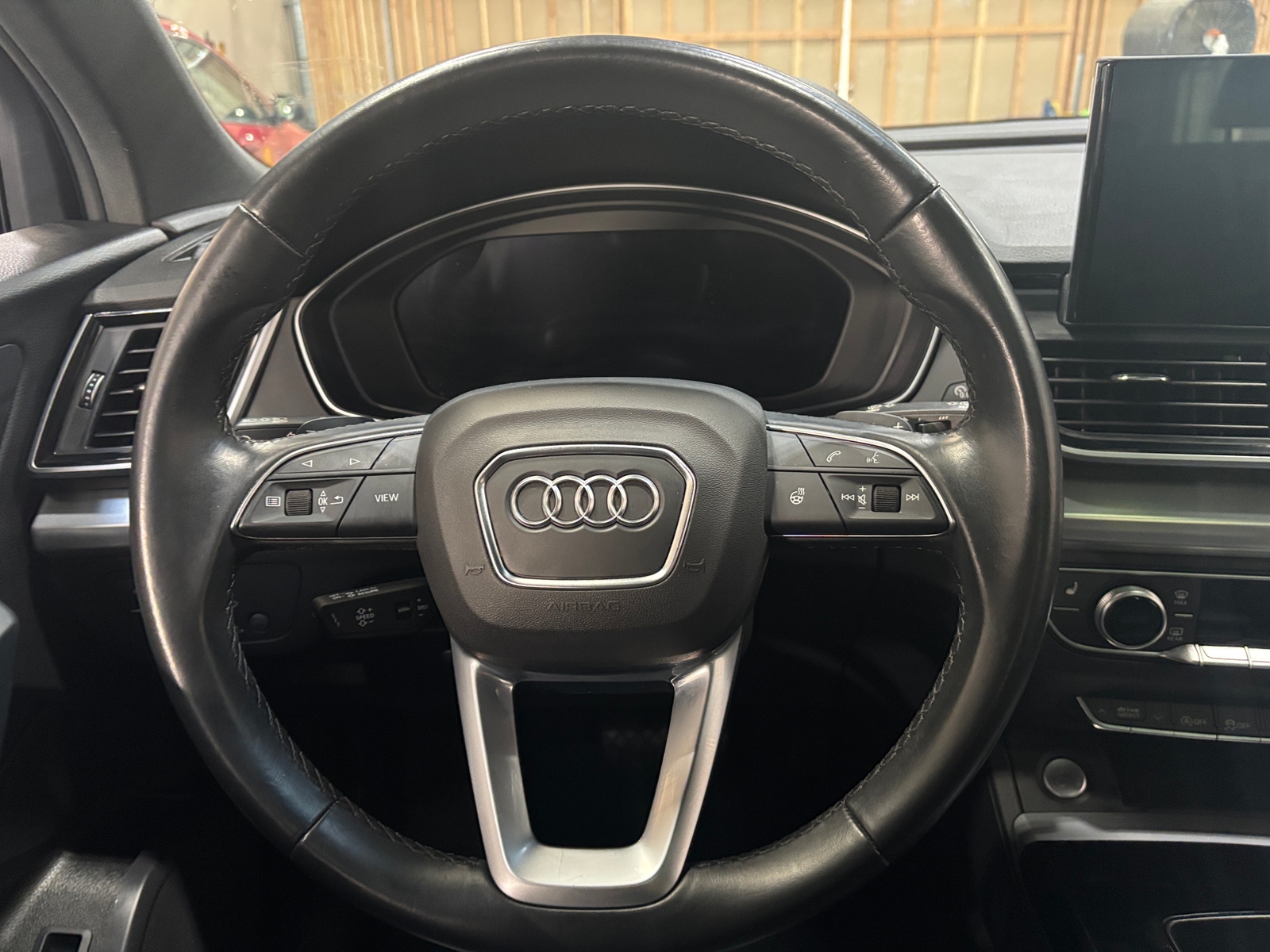 Thumbnail: 2025 Audi Q5 - 5