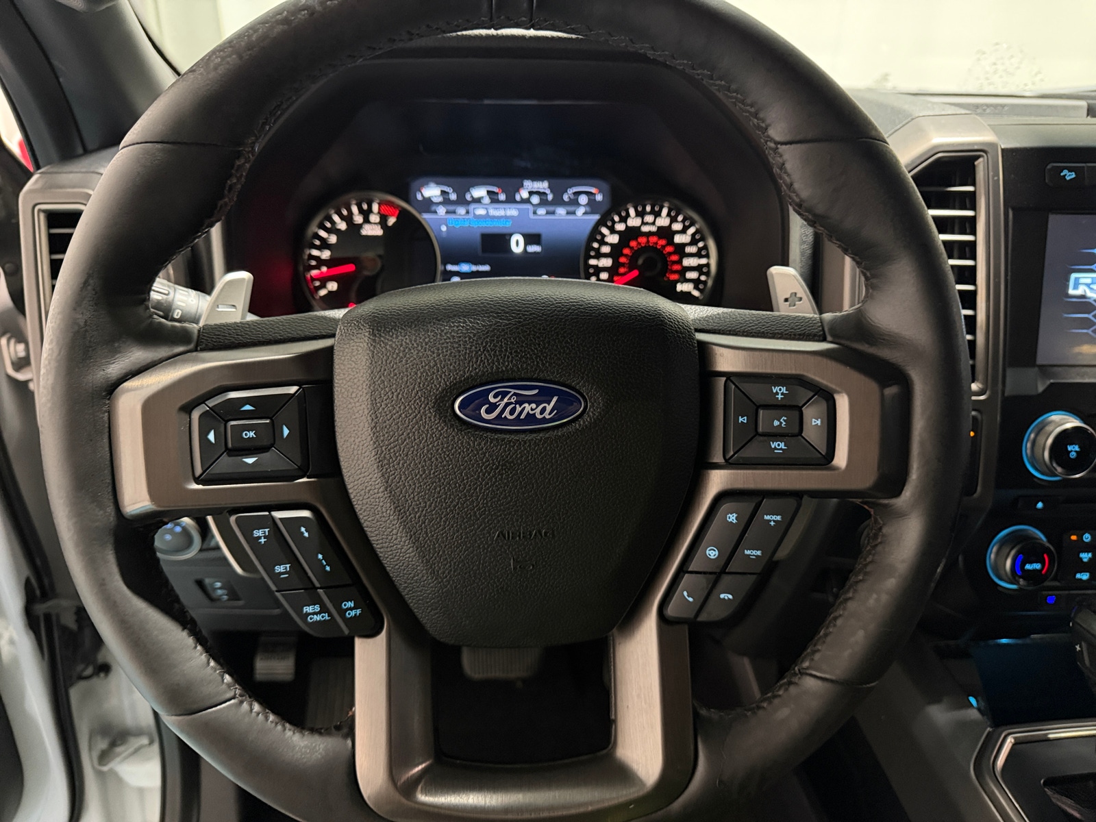 Thumbnail: 2017 Ford Econoline - 4