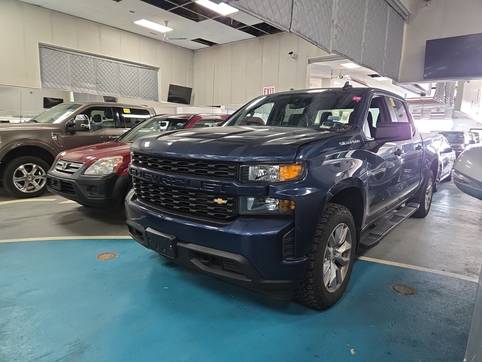 2019 Chevrolet Silverado 1500 4WD Crew Cab 147" Custom