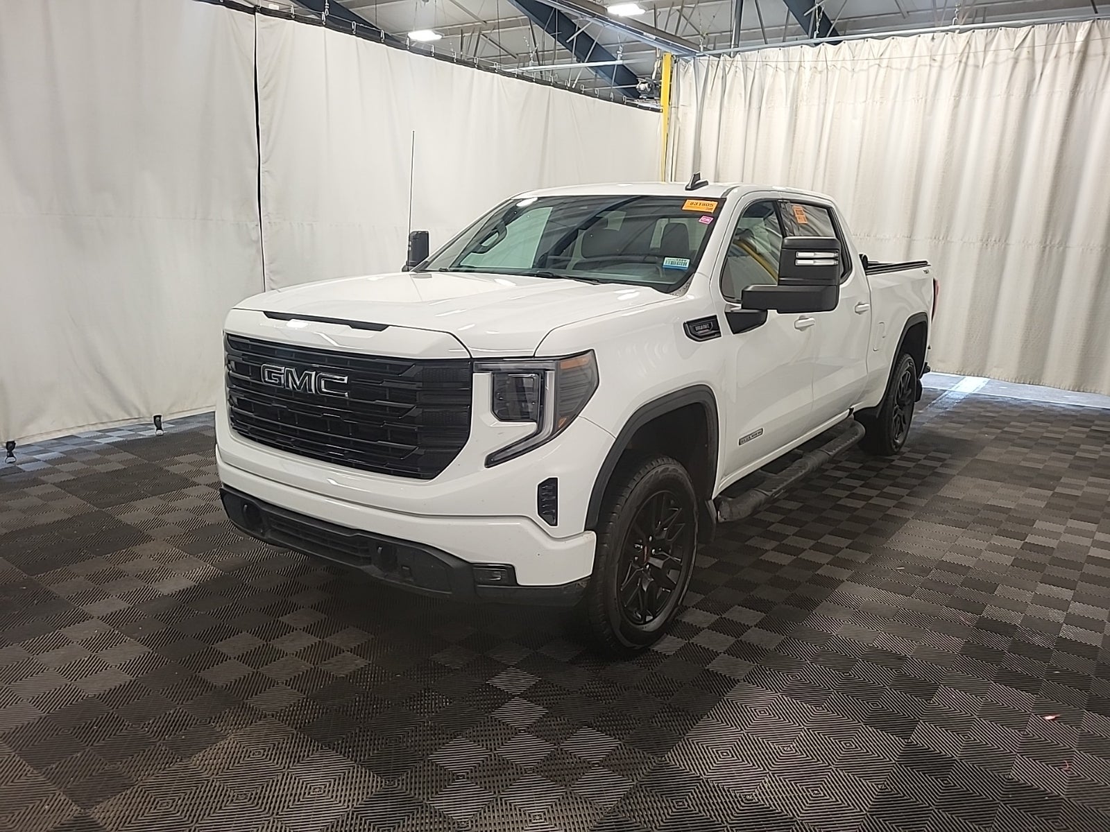 2024 GMC Sierra 1500 4WD Crew Cab 157" Elevation