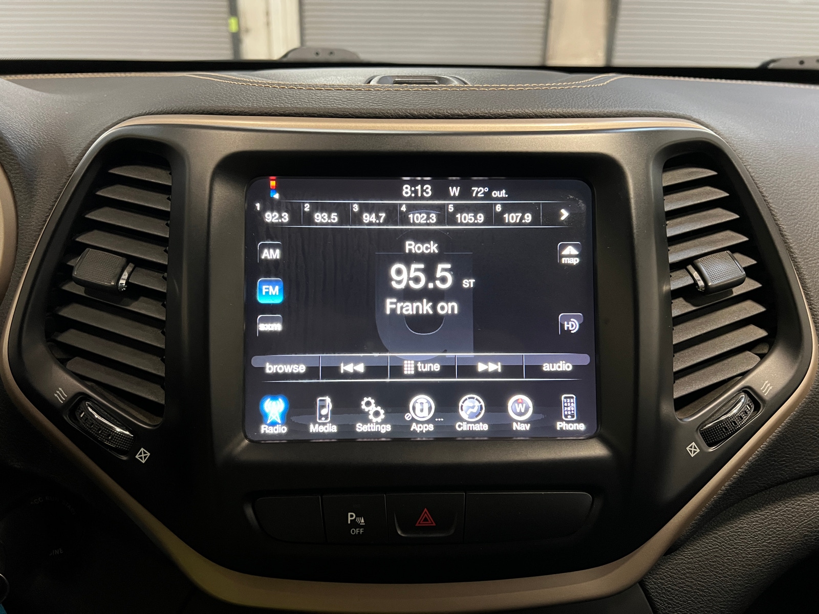Thumbnail: 2018 Jeep Cherokee - 4