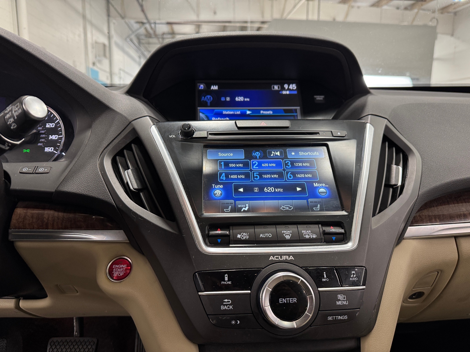 Thumbnail: 2017 Acura MDX - 4