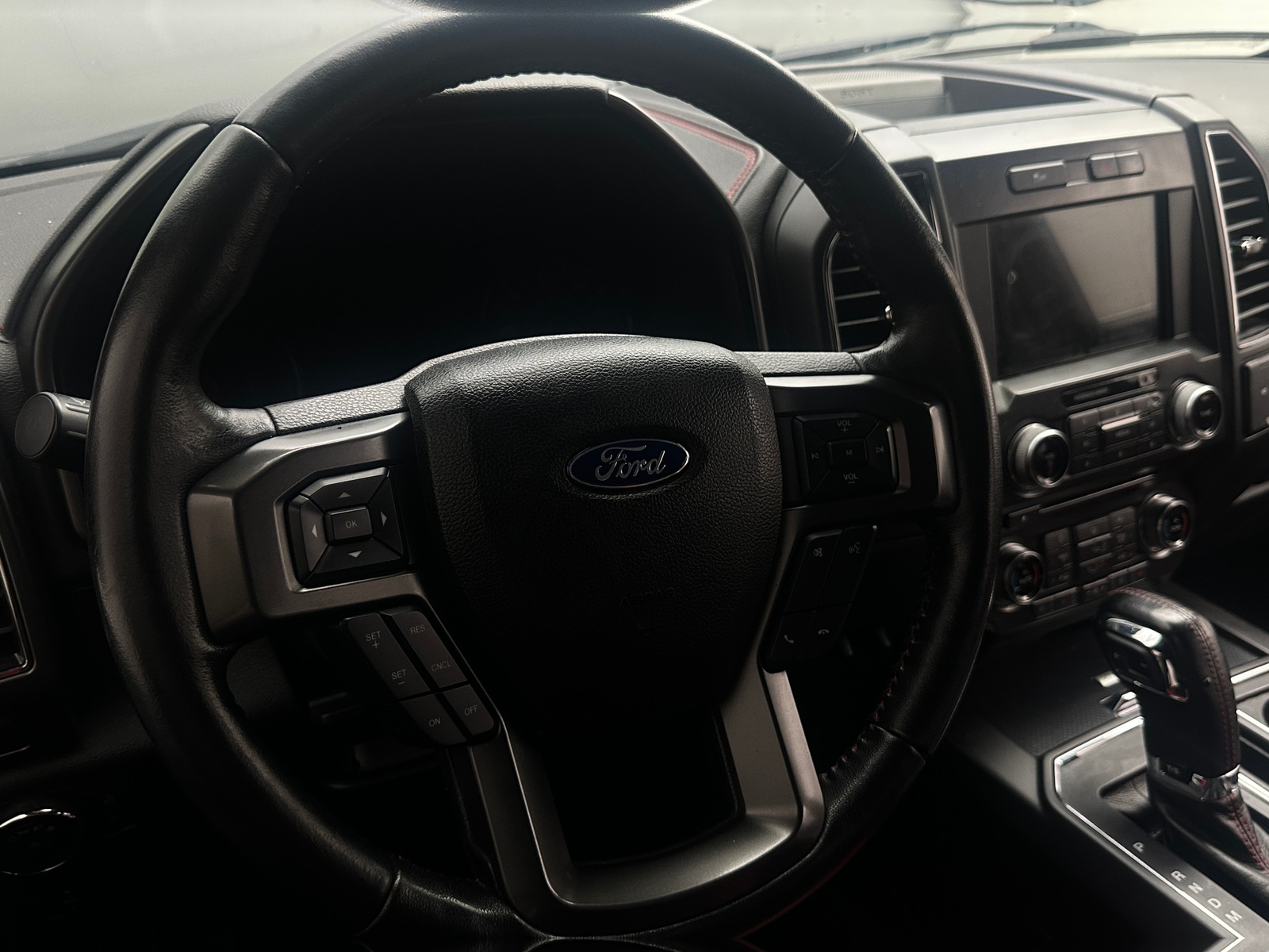 Thumbnail: 2017 Ford Econoline - 4