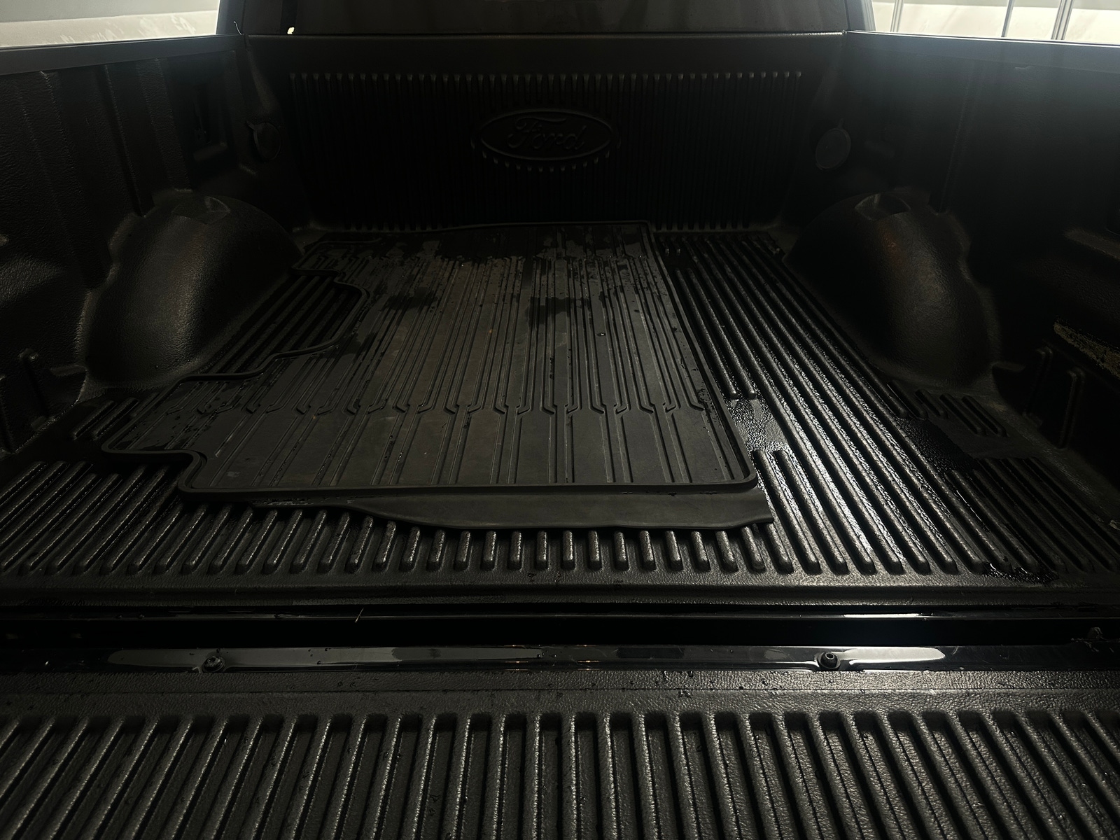 Thumbnail: 2017 Ford Econoline - 6