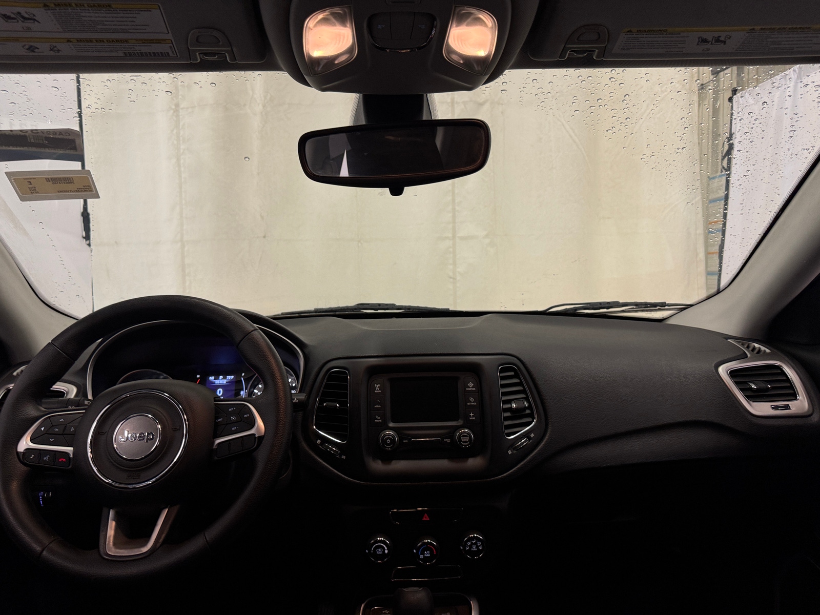 Thumbnail: 2018 Jeep Compass - 3
