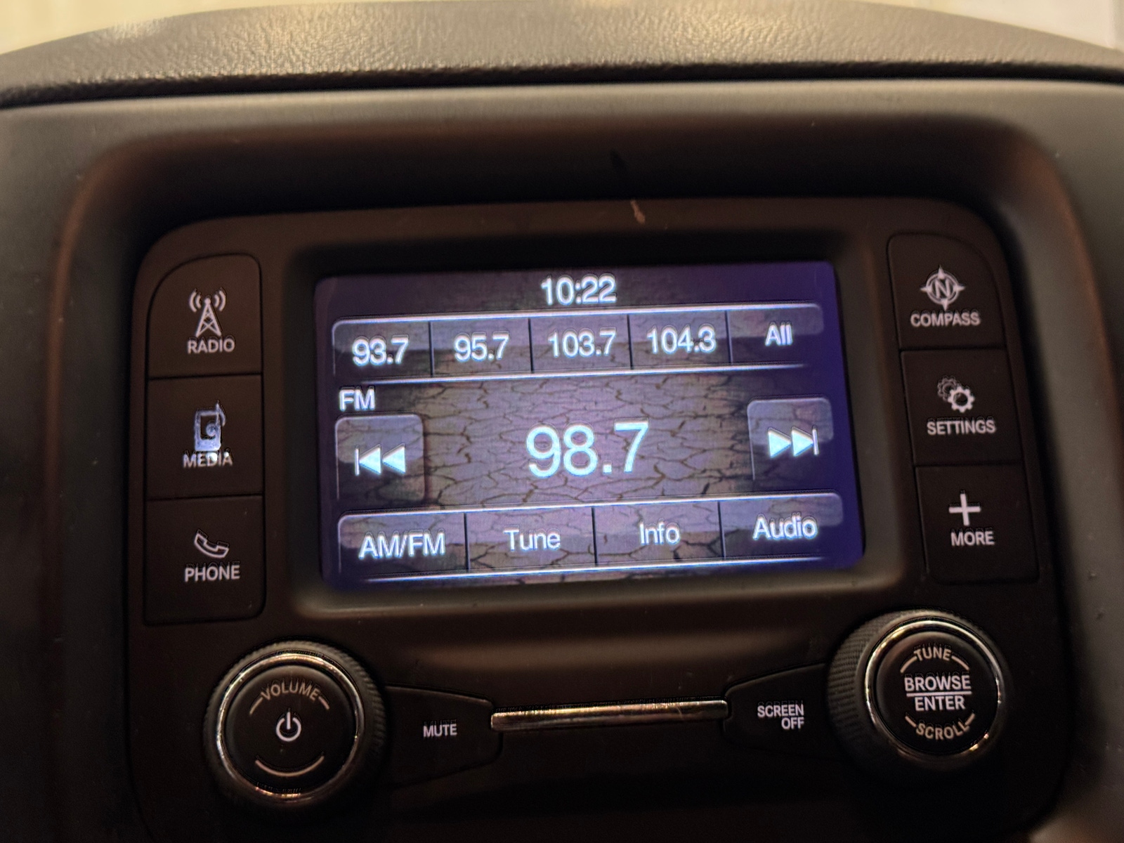 Thumbnail: 2018 Jeep Compass - 4