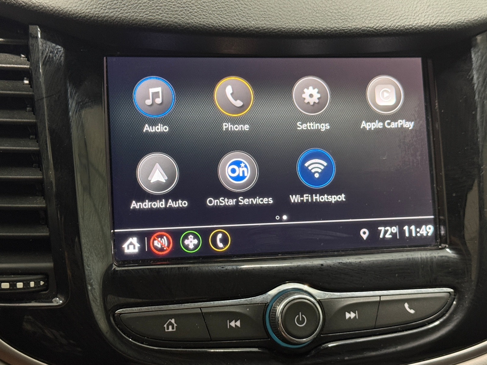 Thumbnail: 2018 Chevrolet Trax - 3