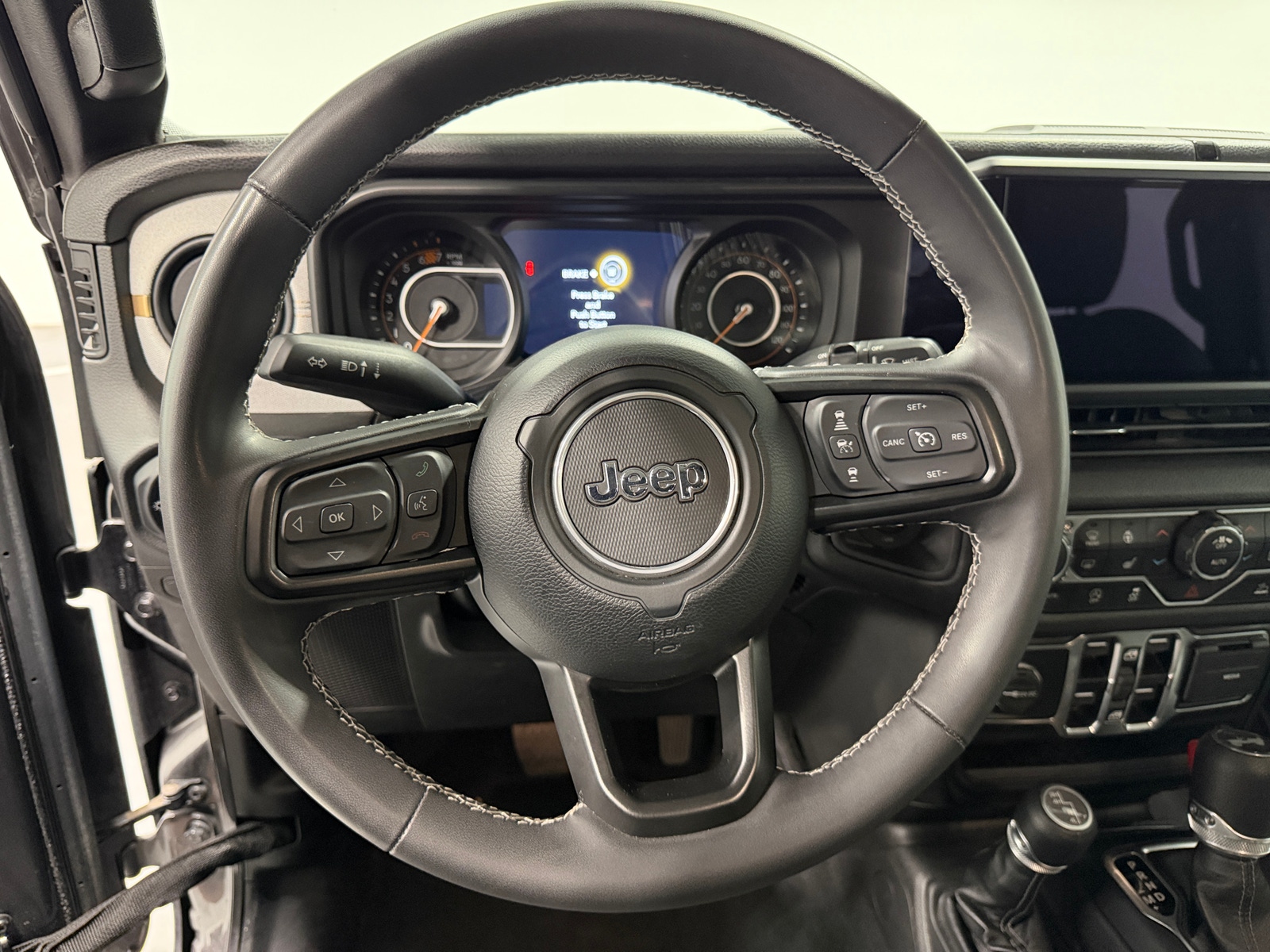 Thumbnail: 2025 Jeep Wrangler - 5