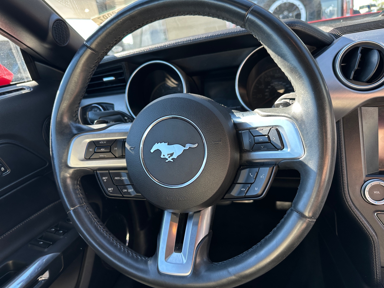 Thumbnail: 2018 Ford Mustang - 4