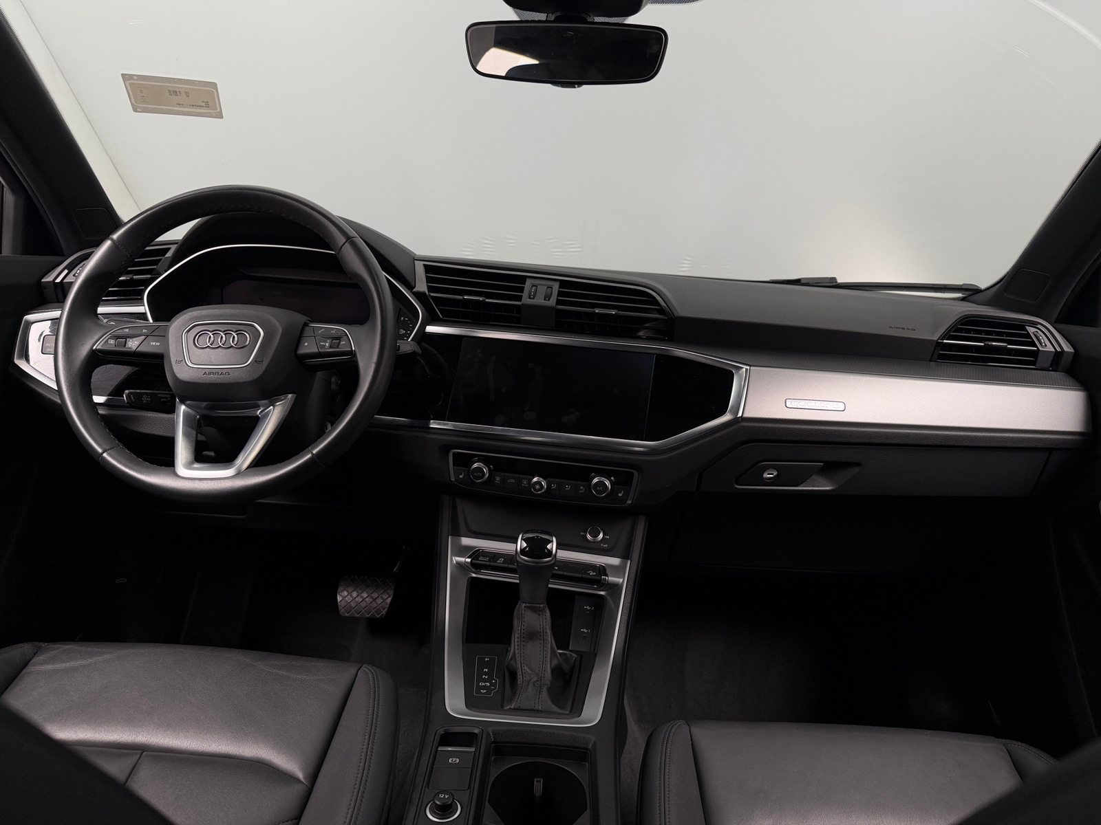 Thumbnail: 2025 Audi Q3 - 3