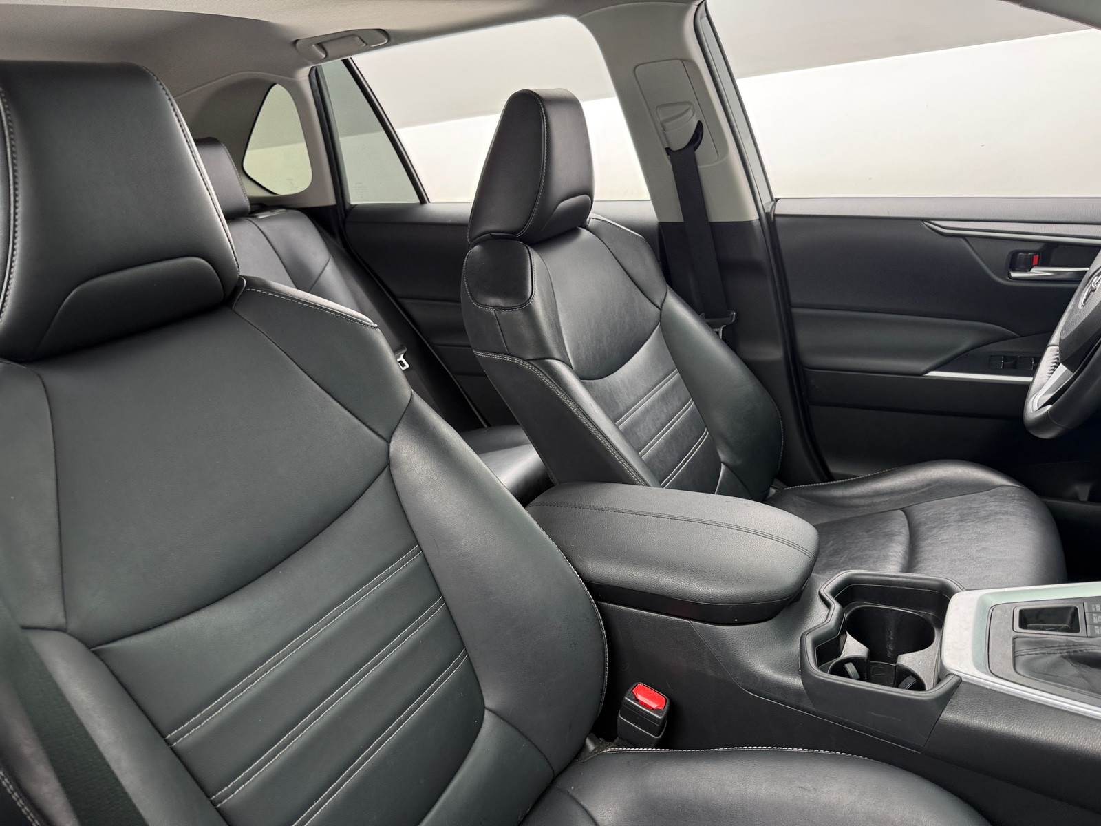 Thumbnail: 2021 Toyota RAV4 - 2
