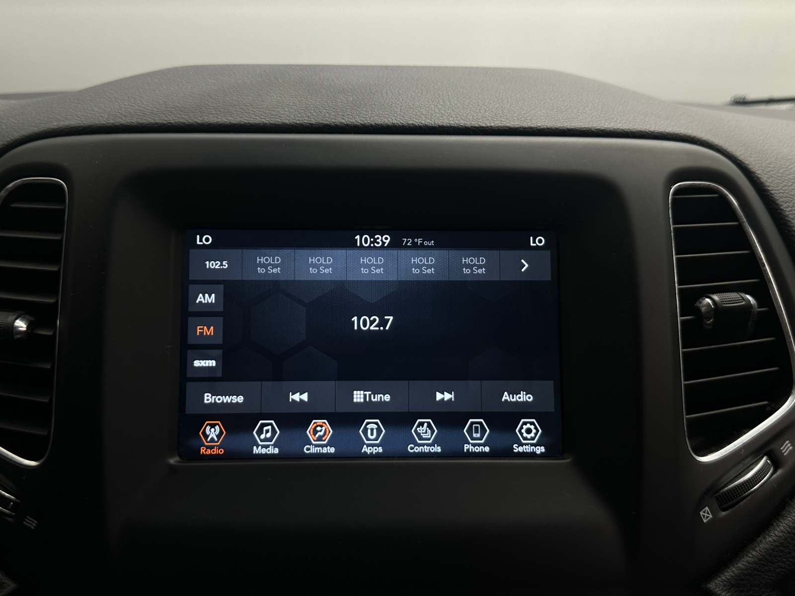 Thumbnail: 2018 Jeep Compass - 4