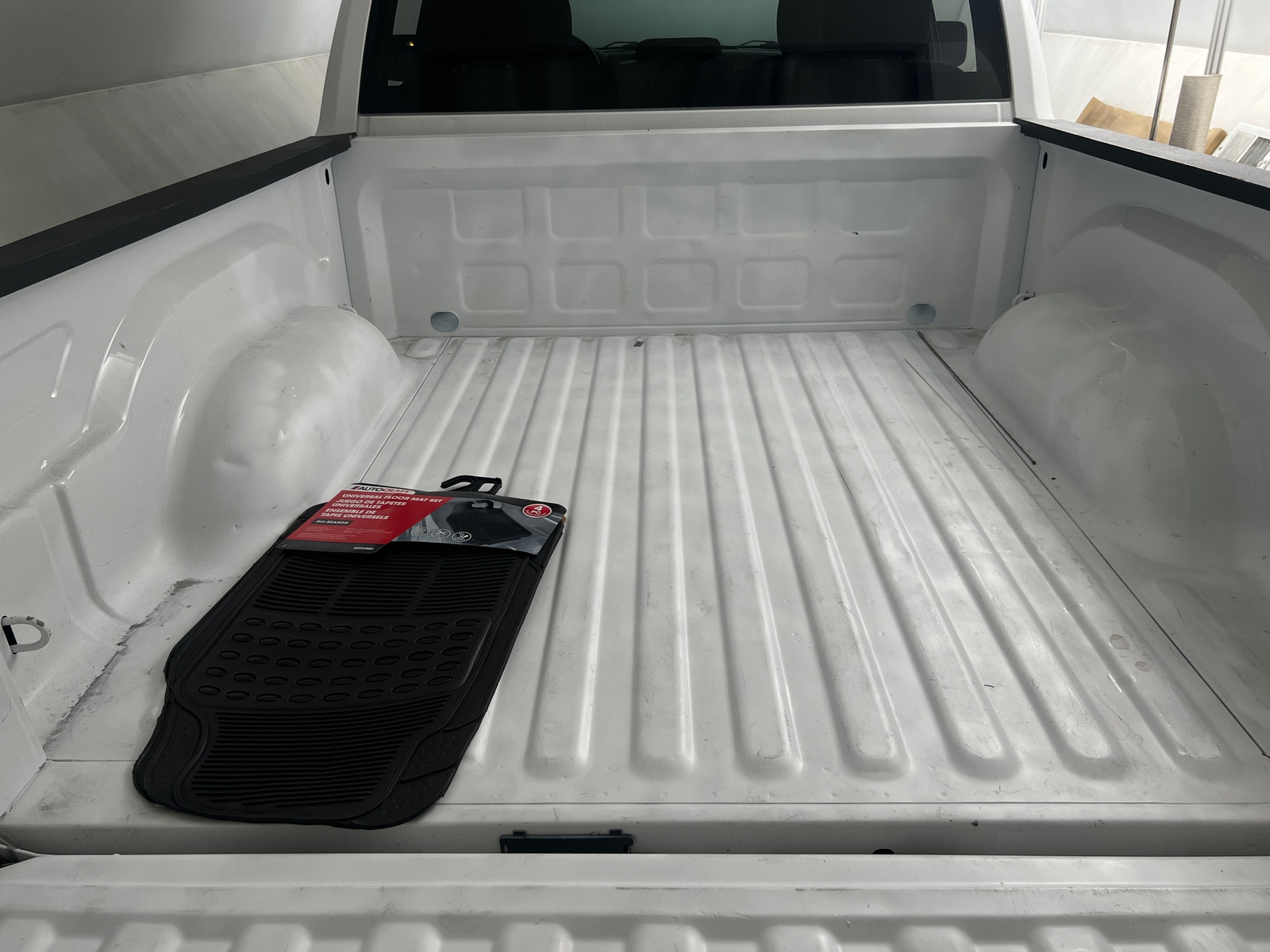 Thumbnail: 2024 RAM 1500 Classic - 7