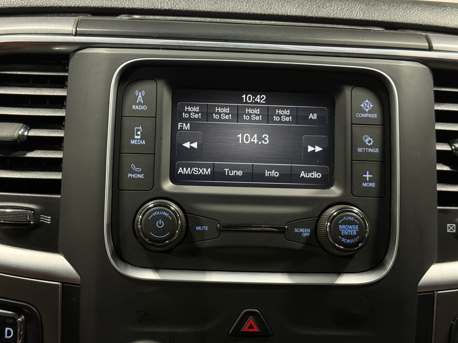 Thumbnail: 2024 RAM 1500 Classic - 4