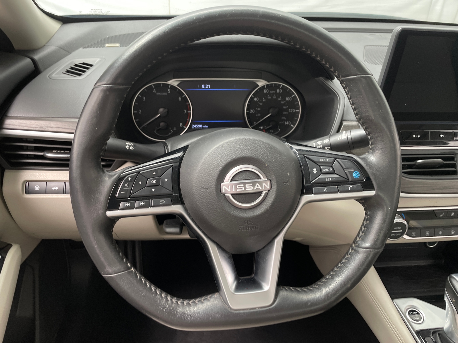 Thumbnail: 2023 Nissan Altima - 4