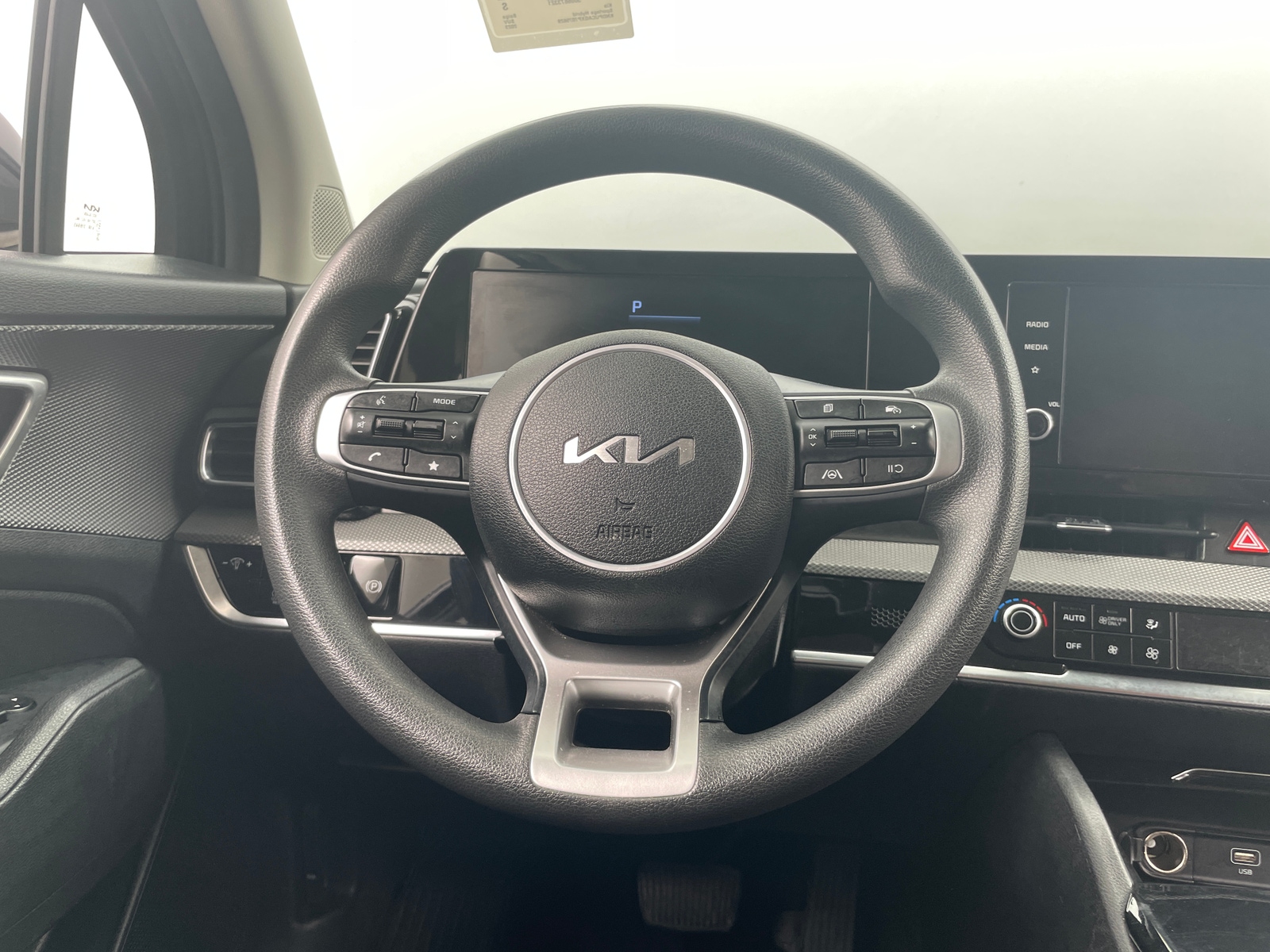 Thumbnail: 2023 Kia Sportage - 5