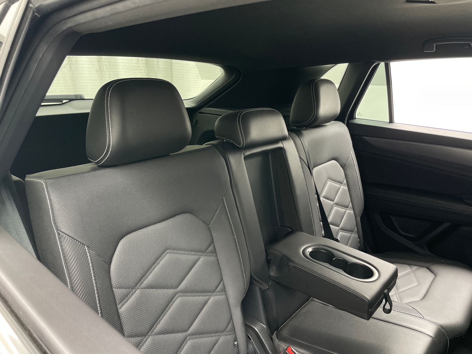 Thumbnail: 2024 Volkswagen Atlas - 6